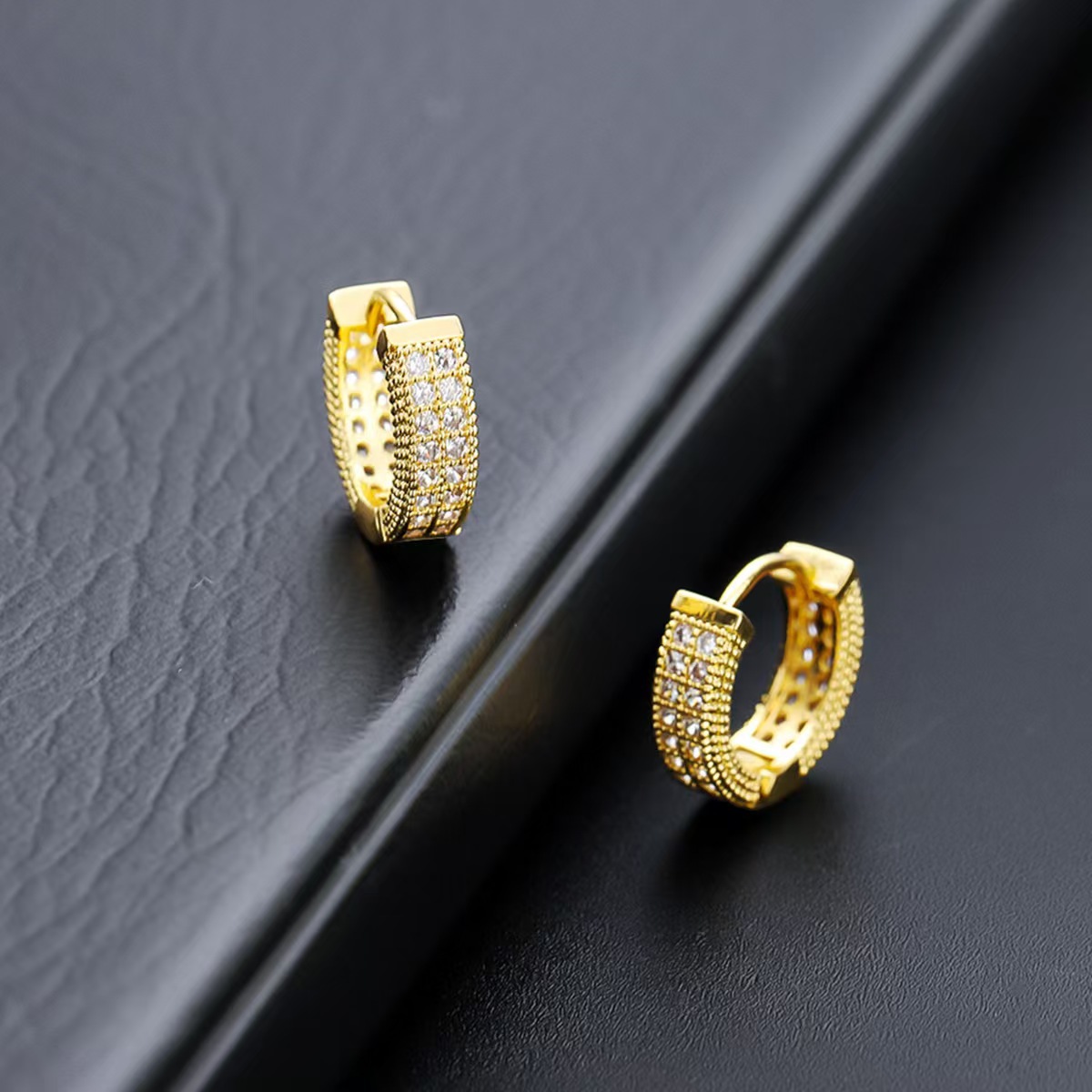 European American Fashion Full Diamond Earrings 2024 New Style Unisex Geometric Earrings - Image 2