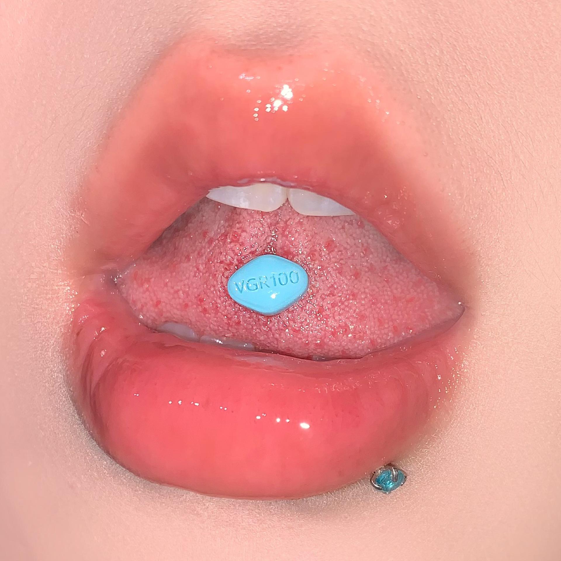Pill-Shaped Resin Tongue Barbell Externally Threaded 316L Surgical Steel Body Jewelry for Wholesale - Image 3