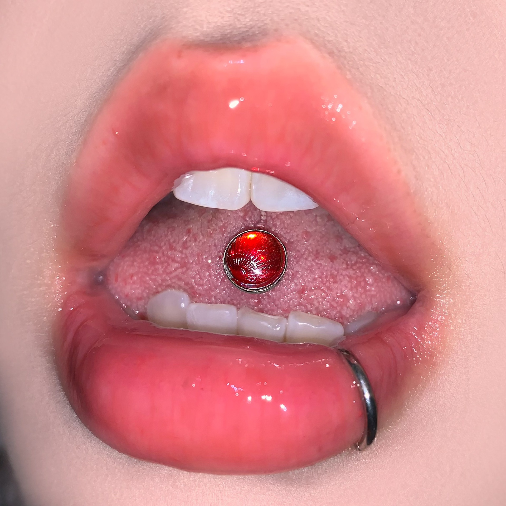 6-Color Shell Glitter Laser-Coated Tongue Barbell 316L Surgical Steel Externally Threaded Sexy Piercing Jewelry - Image 3