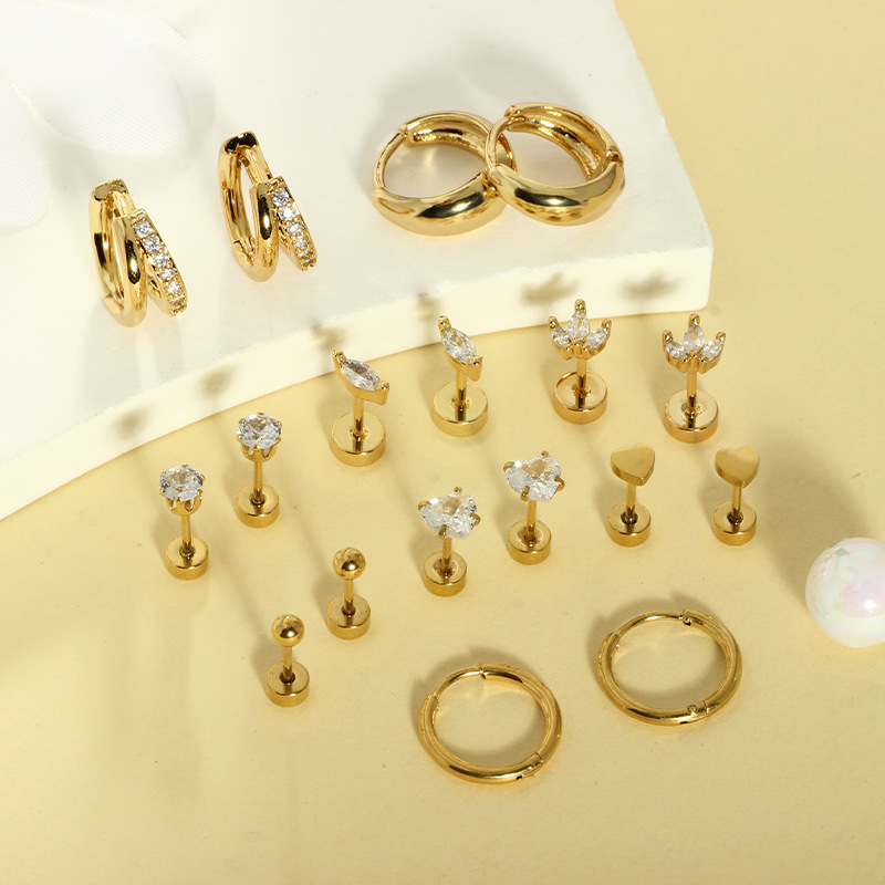 Amazon Hot Sale Stainless Steel Zircon Heart-Shaped Earrings Light Luxury All-match Ear Studs - Image 2
