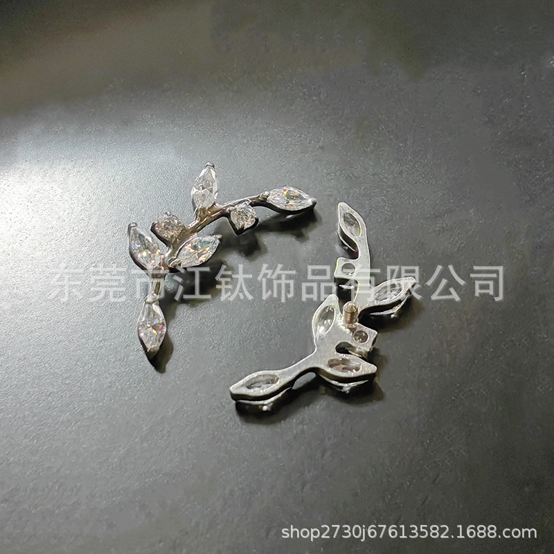 G23 Titanium Alloy Ear Cartilage Stud Leaf Shape with Zircon Gold Earring for Women Men - Image 3