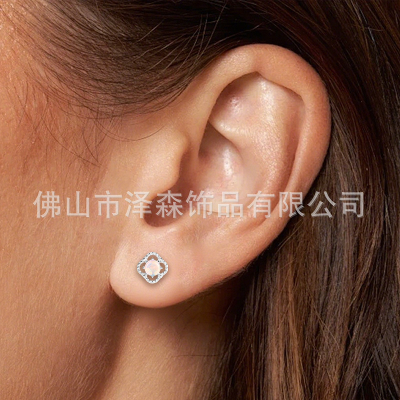 ASTM F136 Titanium Four-Leaf Clover Opal Earring Stud Lip Tongue Nail Body Piercing Jewelry Wholesale - Image 2