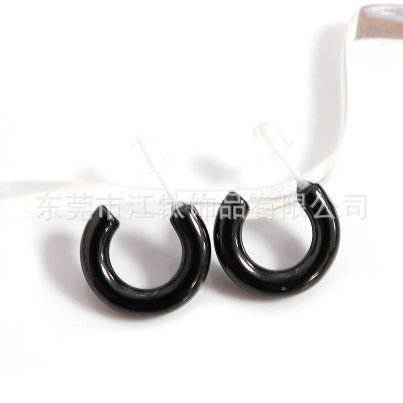 Bioporous Pure Ceramic C-Shaped Earrings Candy Color Body Piercing Ear Jewelry - Image 3