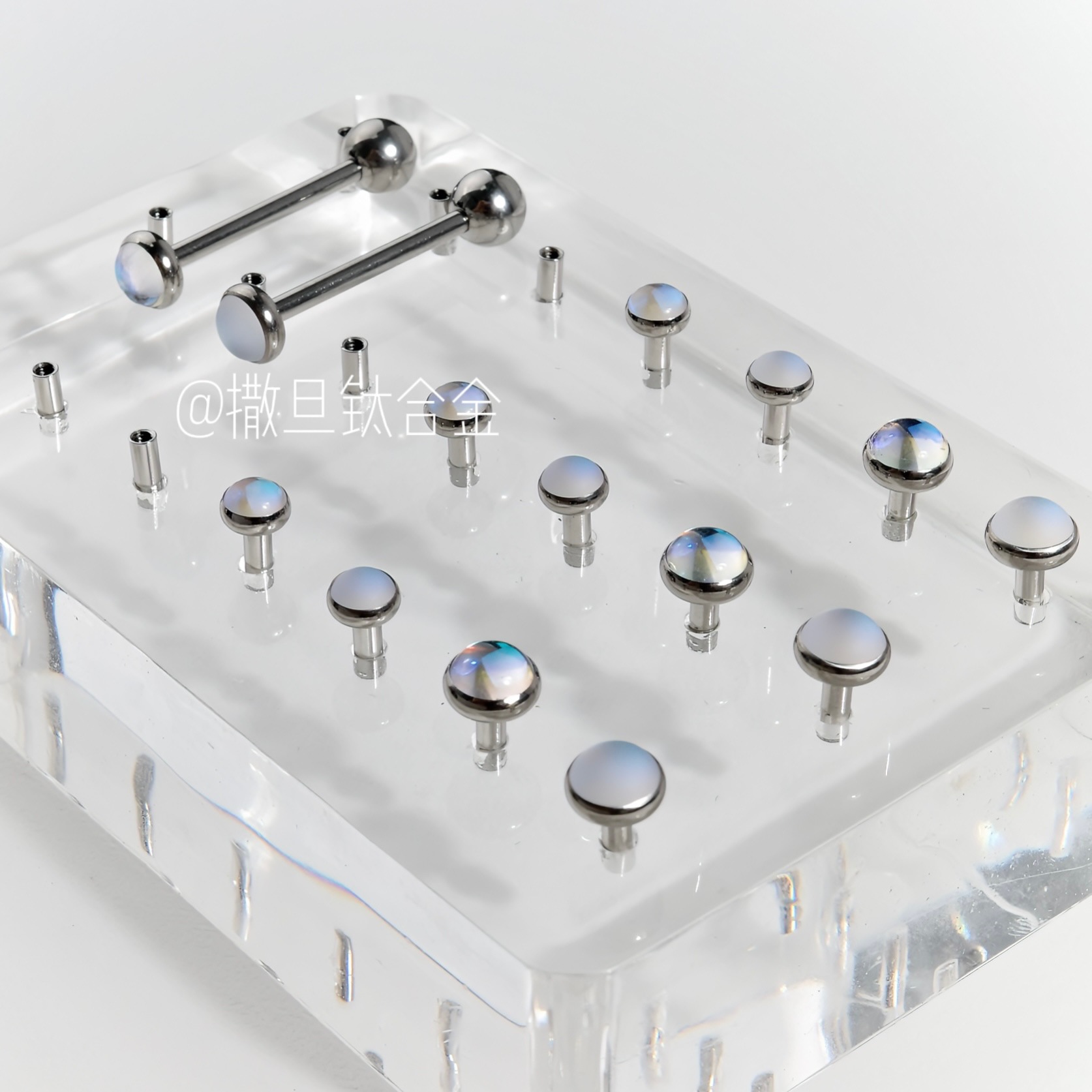 F136 Implantable Titanium Alloy Internally Threaded Tongue Nail - Anodized Color Change Tongue Ring with Guide Pin, 20mm Bar Length Mirror Finish - Image 2