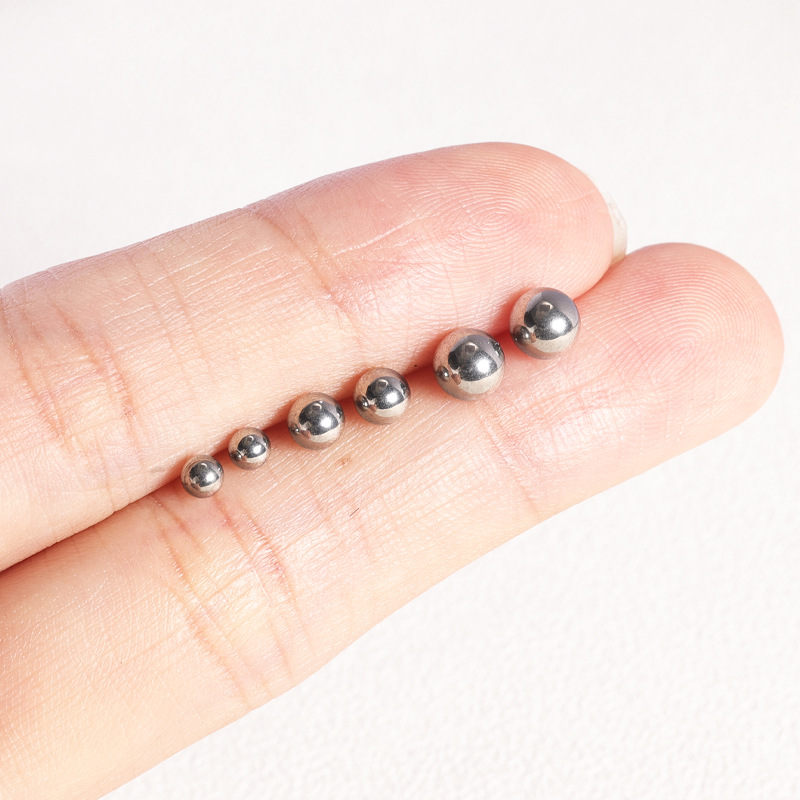 F136 Titanium Alloy External Thread Ball G23 Titanium Ear Cartilage Stud with Internal Thread Post Basic Accessories - Image 2