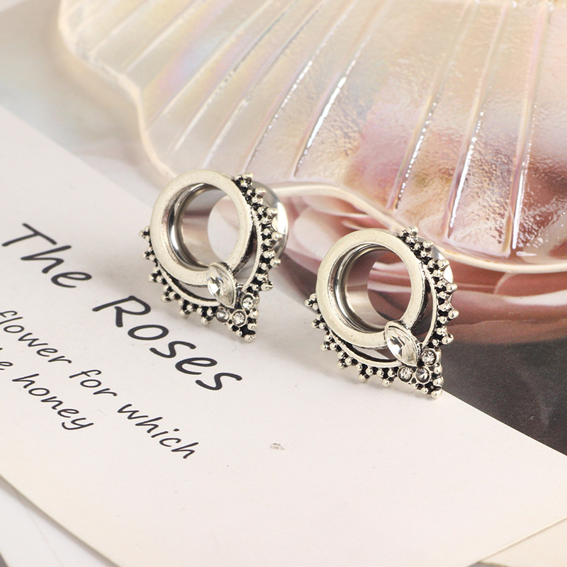 Trendy Punk Hollow Horn Auricle Large Ear Hole Jewelry Stainless Steel Integrated Auricle 2022 Fresh - Image 5