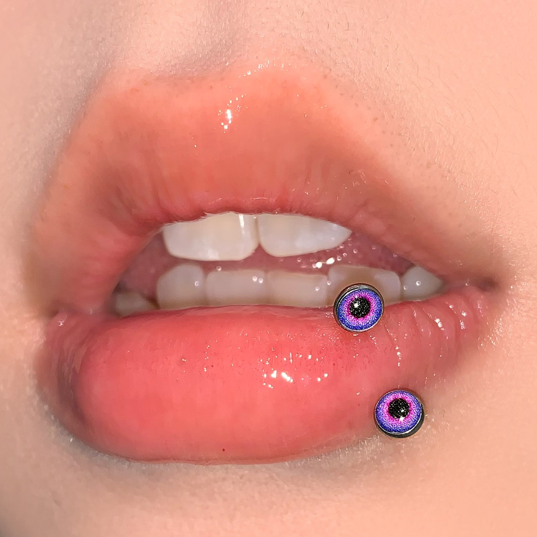 4-Color Gradient Round Pupil Lip Ring C-Ring Internal Thread 316L Surgical Steel Ear Cartilage Piercing Jewelry Wholesale - Image 3