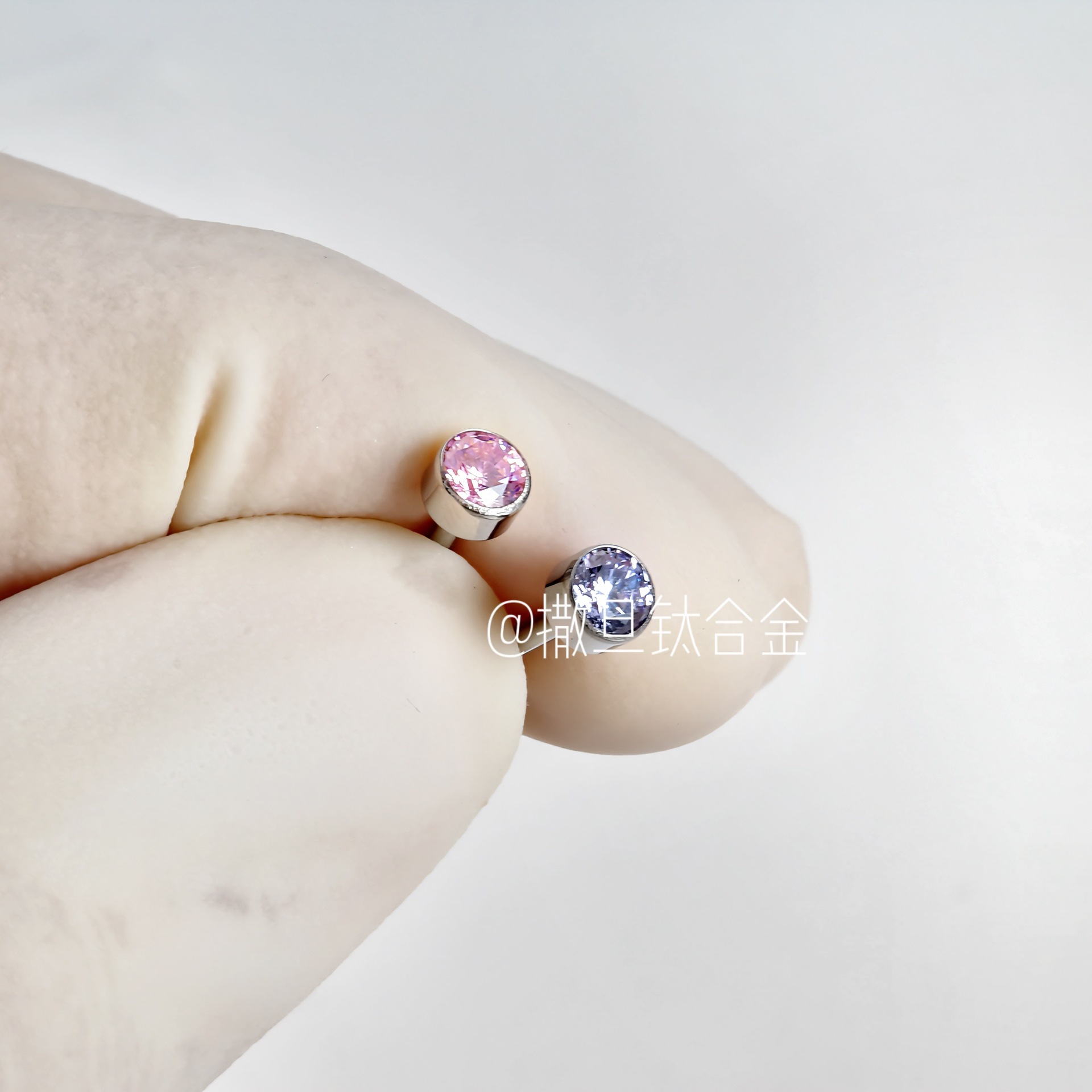 F136 Titanium Alloy Internally Threaded Lip Stud Burst Lip Nail Ear Bone Nail Titanium Ear Nail - Image 2