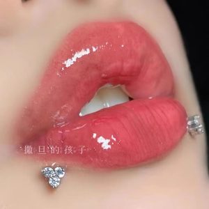 Lip Nail Hot Girl Inner Tooth Titanium Steel Petal Lip Ring Ear Bone Nail Earring Piercing Jewelry Wholesale