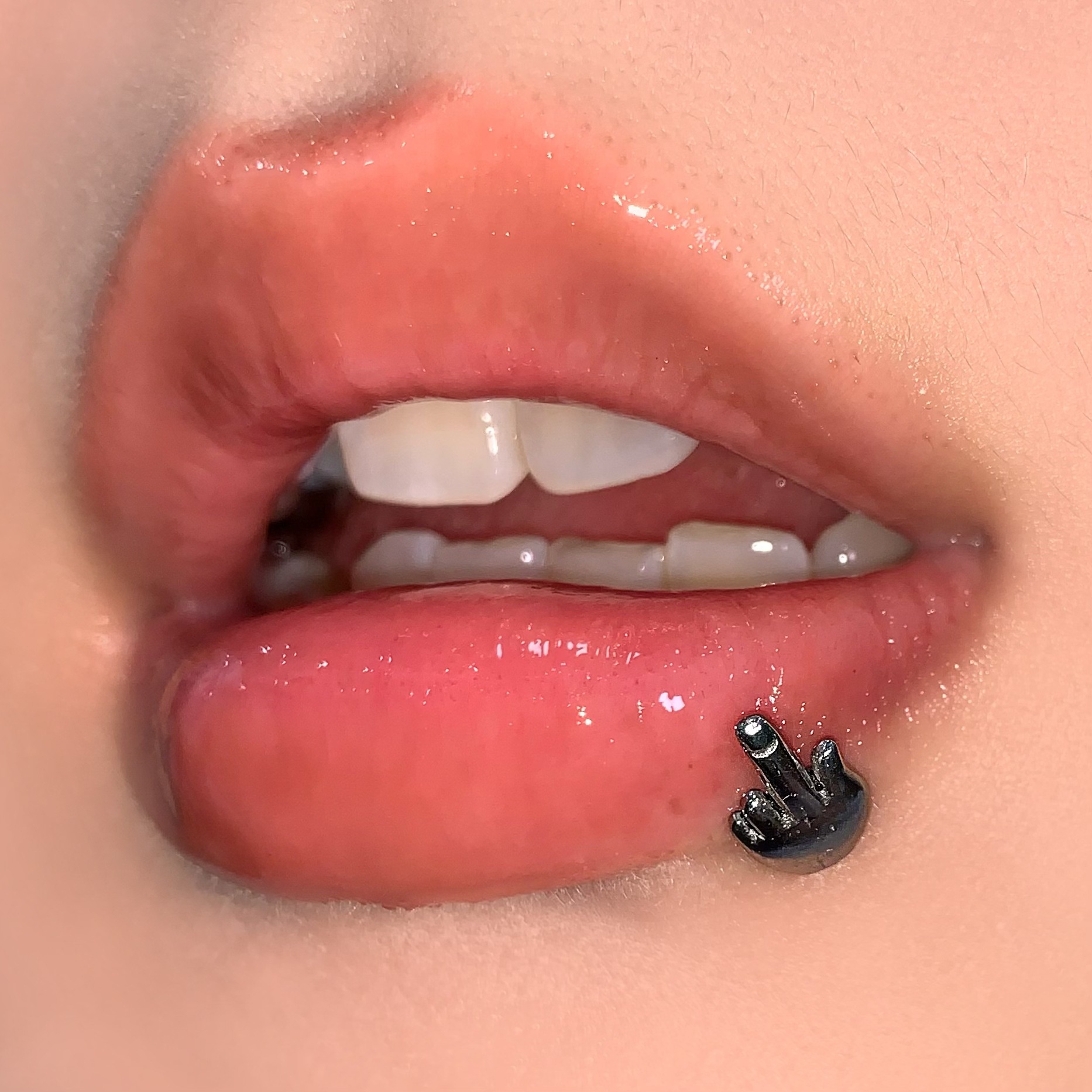 Abstract Middle Finger Lip Nail, 316L Surgical Steel Internally Threaded Lip Piercing Jewelry, Personalized Lip Ornament Ear Bone Nail - Image 2