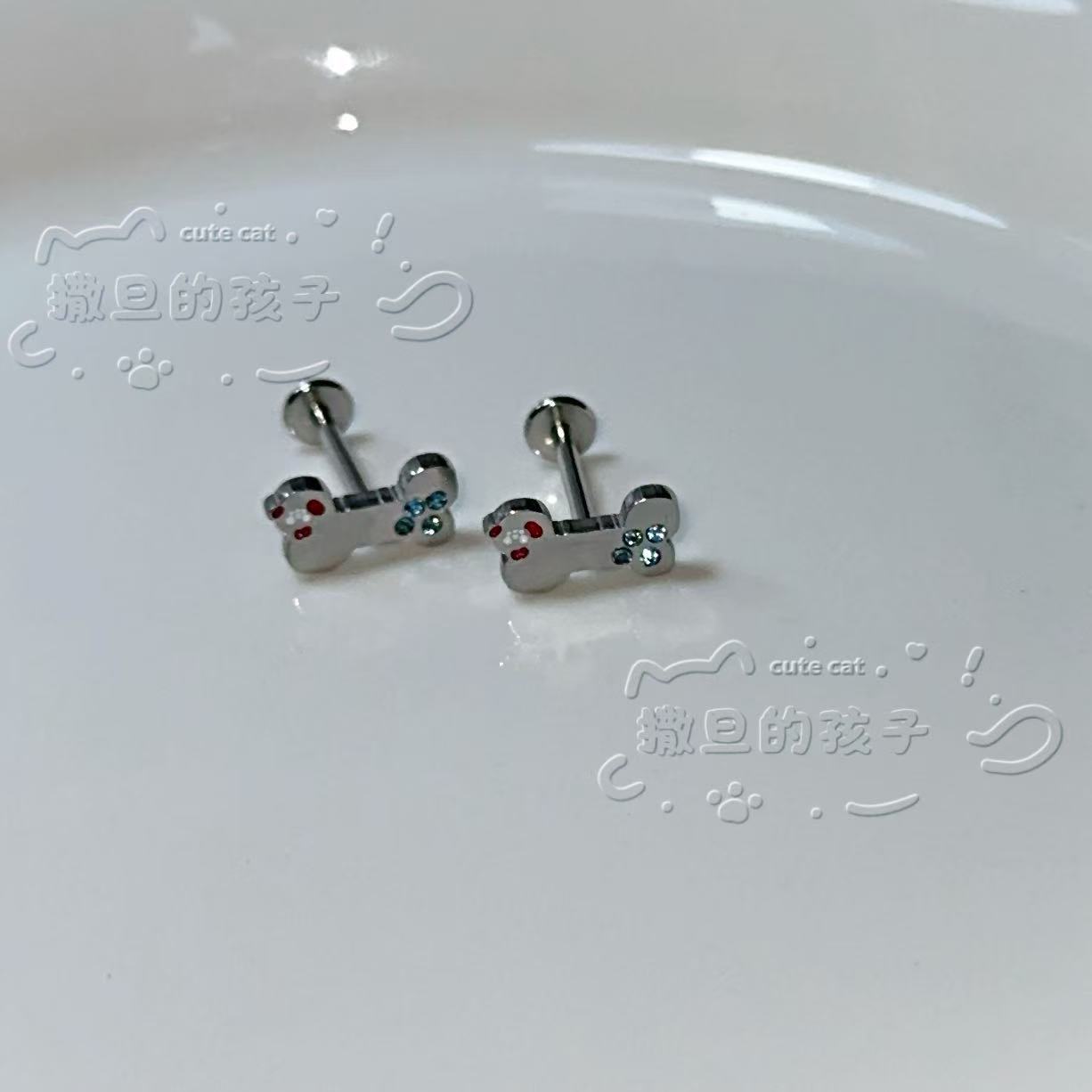 Satan's Child Puppy Lip Nail Titanium Steel Internally Threaded Sweet Cool Sexy Lip Ring Piercing Jewelry - Image 3