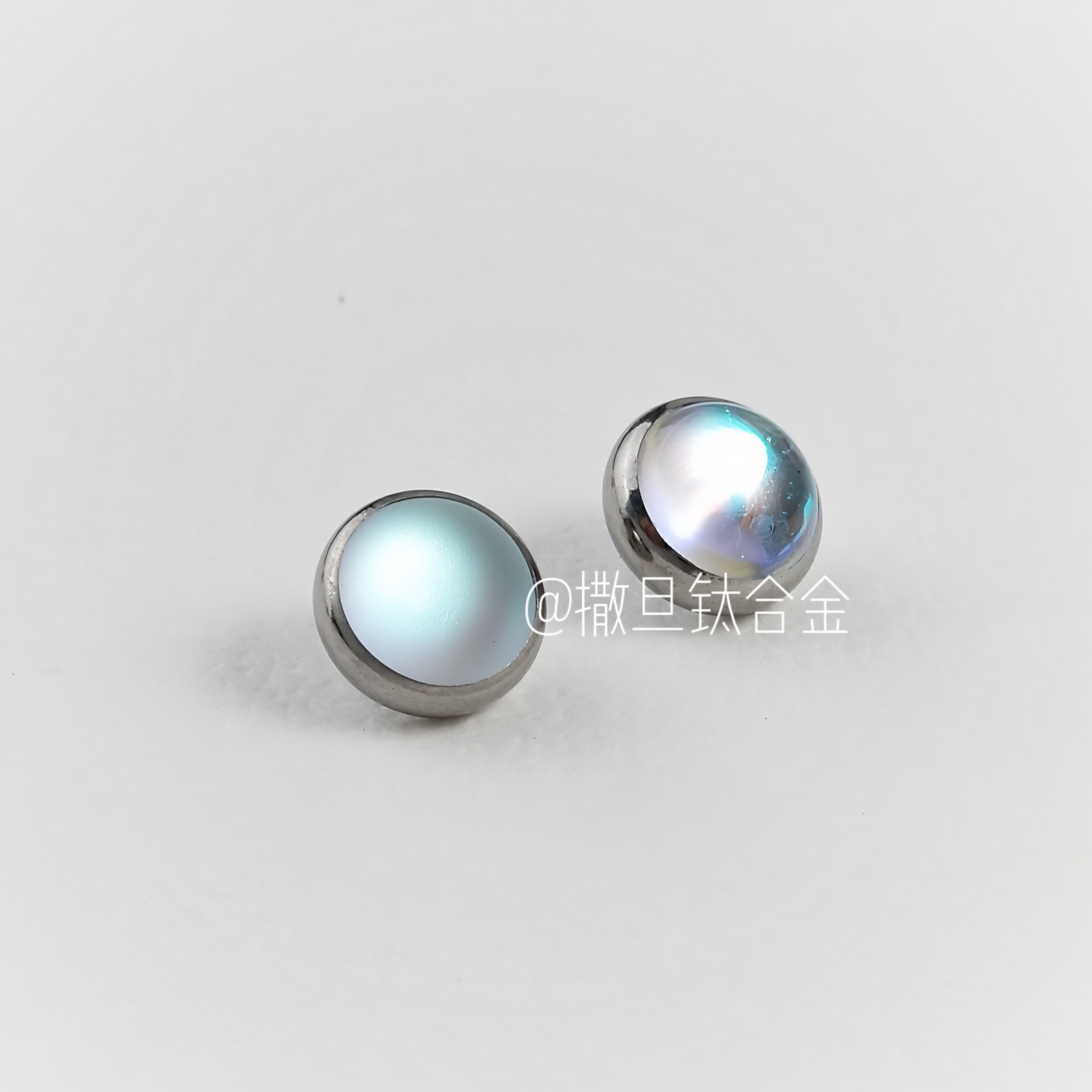 F136 Implantable Titanium Alloy Internally Threaded Tongue Nail - Anodized Color Change Tongue Ring with Guide Pin, 20mm Bar Length Mirror Finish - Image 5