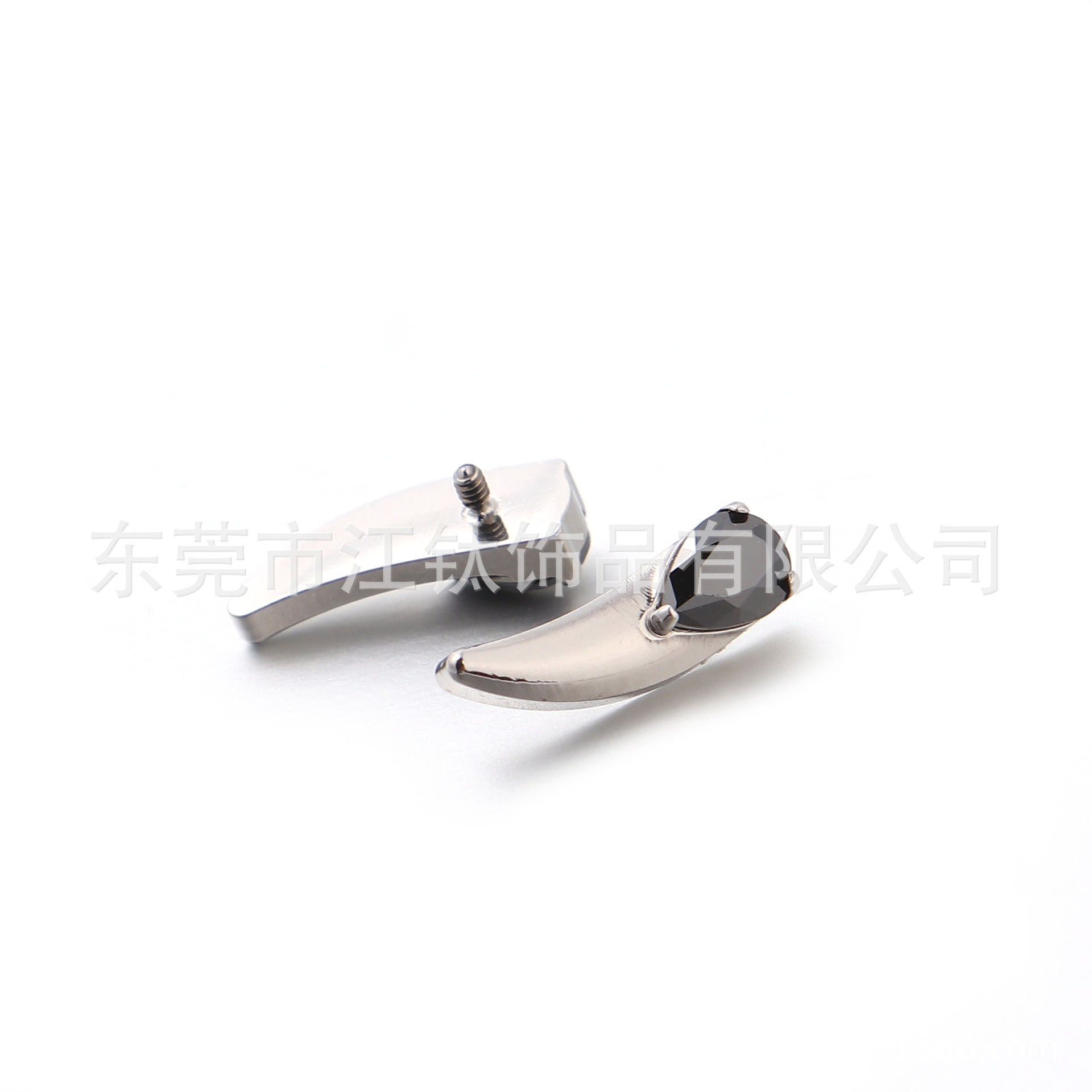 Wolf Tooth Inlaid Water Drop Zircon G23 Titanium Alloy Cartilage Earring Ear Piercing Jewelry - Image 5