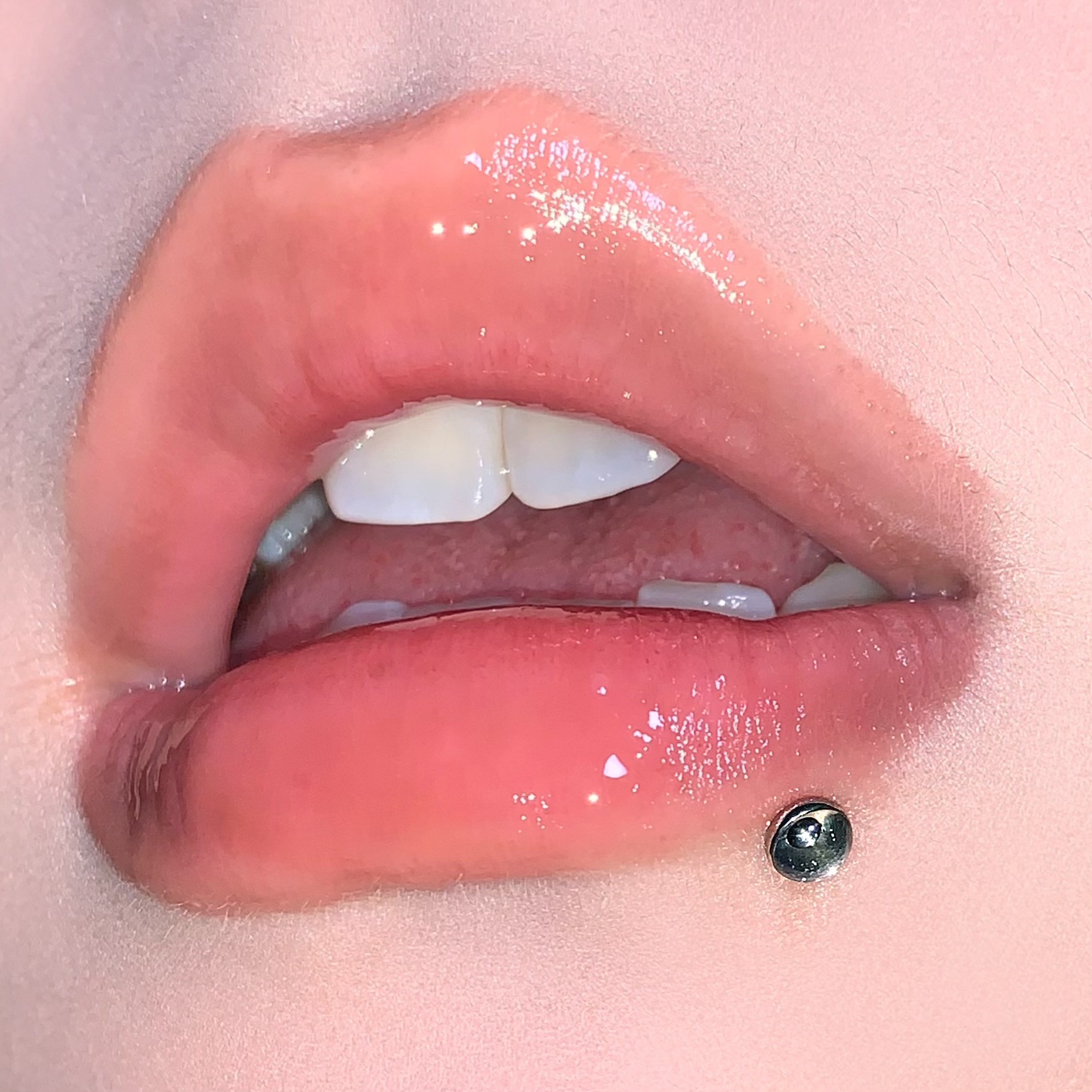 Small Bulb Transparent Lip Nail Inner Tooth Internal Thread Straight Nail Lip Ring Design Niche Hot Girl Piercing Jewelry - Image 3