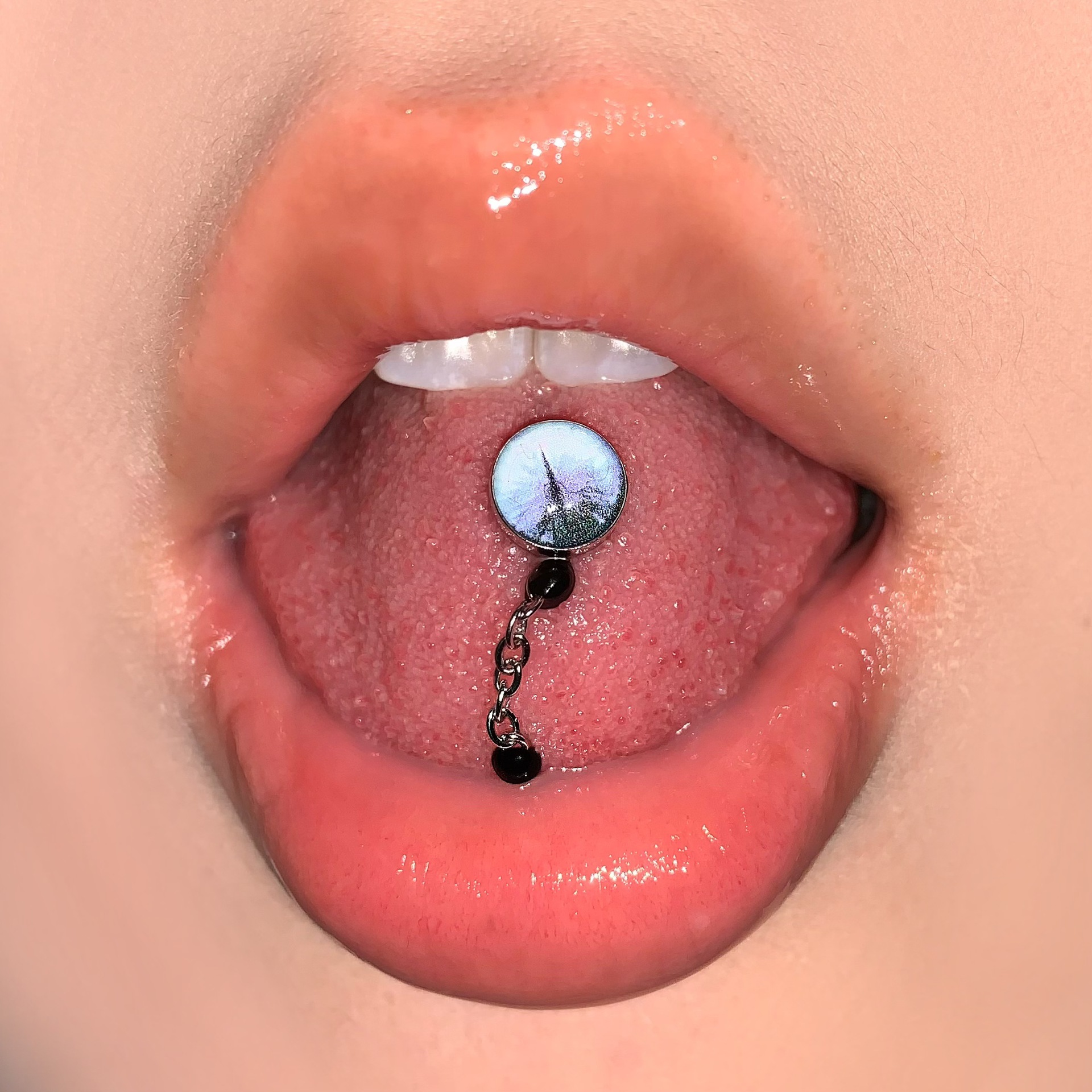 5-Color Gradient Magic Pupil Tongue Ring, Cat Eye Titanium Steel Externally Threaded Tongue Barbell, Personalized Drinking Party Jewelry for Hot Girls Wholesale - Image 2
