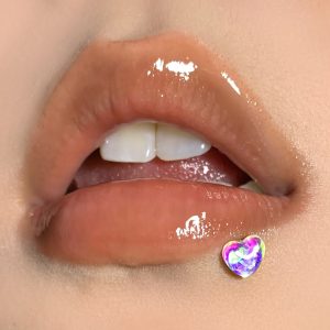 Japanese-Style Iridescent Peach Heart Lip Piercing - Internally Threaded Gradient Moonstone Titanium Steel Hot Girl Jewelry Wholesale