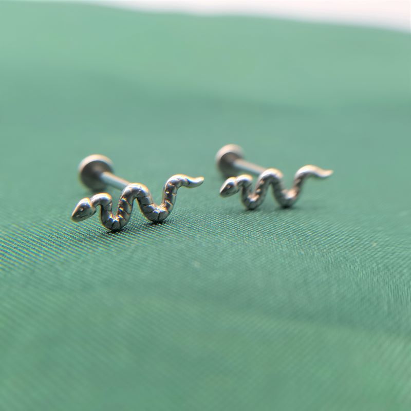 G23 Titanium Serpentine Lip Labret Stud - Anodized Snake Shape Lip Ring for Lip Piercing - Image 2