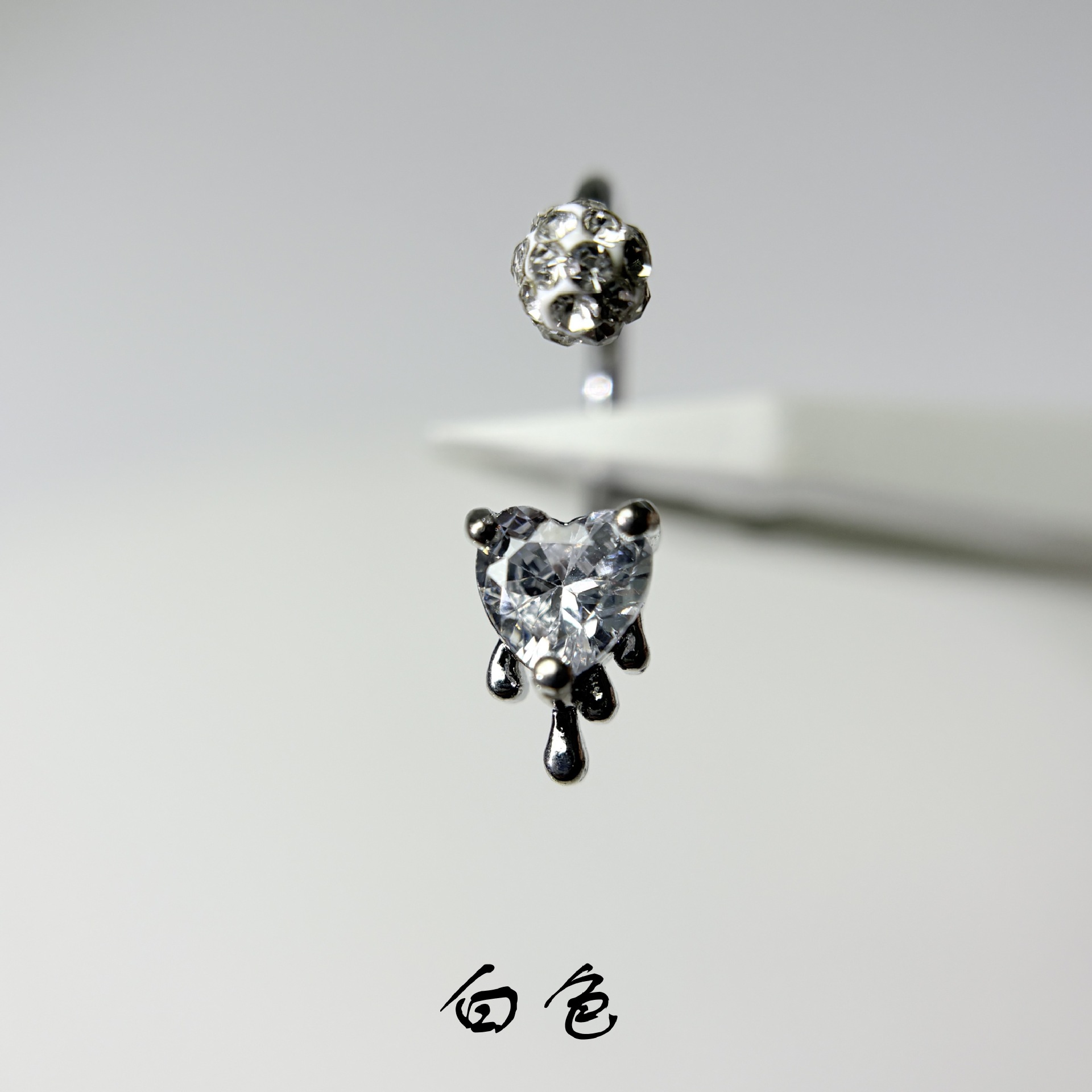 4-Color Starburst Heart Diamond Lip Ring Titanium Steel Horseshoe Ring Ear Bone Ring Outer Tooth Piercing Jewelry Wholesale - Image 2