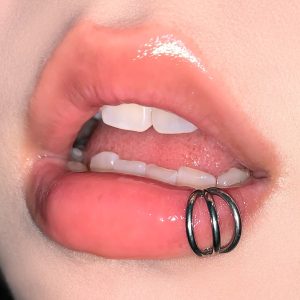 Three-Ring Lip Ring Steel Titanium Snap-On Seamless Plain Ring Ear Ring Lip Nails Niche Hot Girl Piercing Jewelry Wholesale