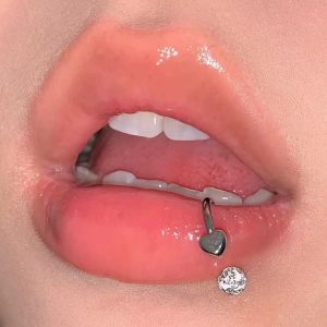 Heart-Shaped Diamond-Studded Lip Ring C Ring, Trendy Ins-Style Ear Bone Ring, Titanium Steel External Thread Piercing Jewelry Wholesale