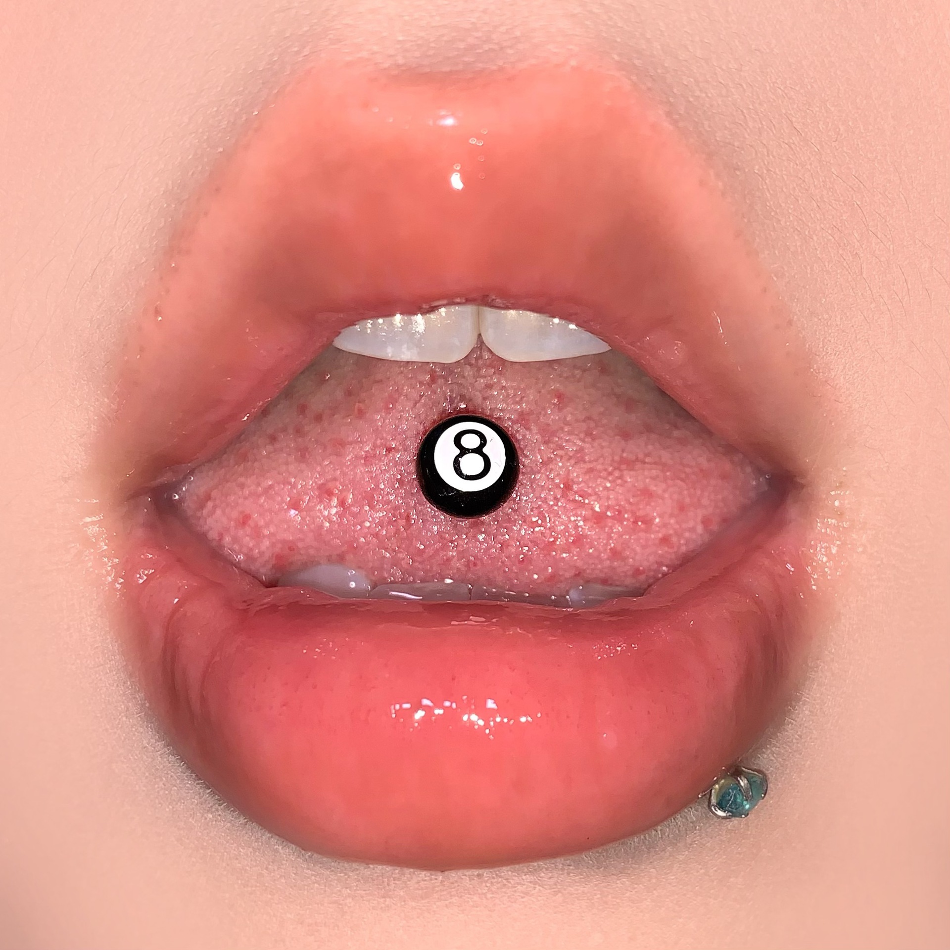 Black No.8 Billiards Tongue Nail 14G 1.6mm Titanium Steel External Thread Tongue Barbell for Drinking Can Wear, European American Personality Piercing Jewelry - Image 3