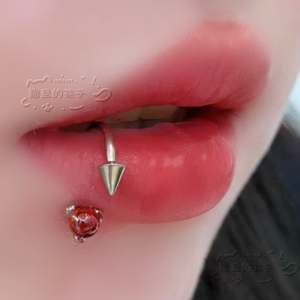Satan's Child Star Lip Ring - Sparkling Diamond Star Lip Stud with Titanium Alloy - Lip Hoops for Men Women - Image 2