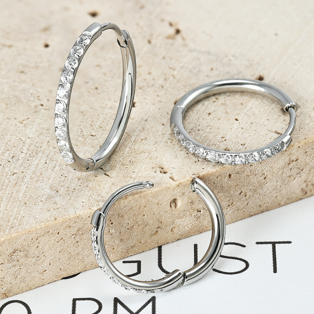 Zesen 2.5x20mm Gold Stainless Steel Carved Zircon Ear Studs 1.2mm Titanium Steel Ear Buckle 1.6mm Carved Diamond Earrings - Image 3