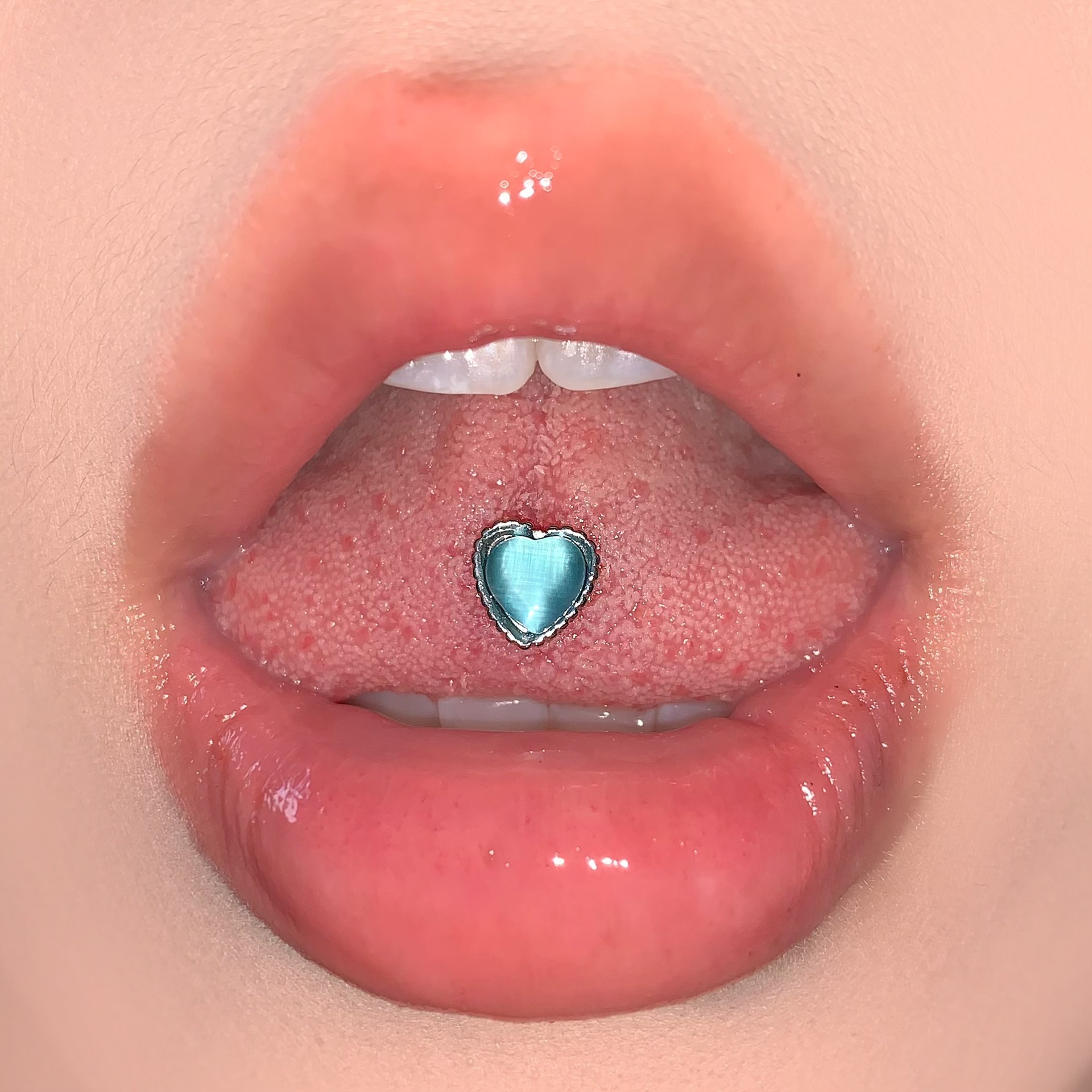 Love Cat Eye Stone Tongue Stud Steel Titanium External Thread Polarized Tongue Ring Niche Hot Girl Piercing Jewelry Wholesale - Image 4