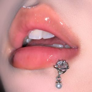 Star Chain Cat's Eye Gem Lip Labret Stud 316L Surgical Steel Lip Piercing Jewelry for Women