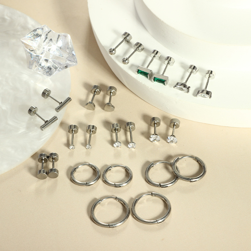 Stainless Steel Green Zircon Ear Bone Clip Ear Ring Heart Five-Pointed Star Fashion Earrings Set - Image 4