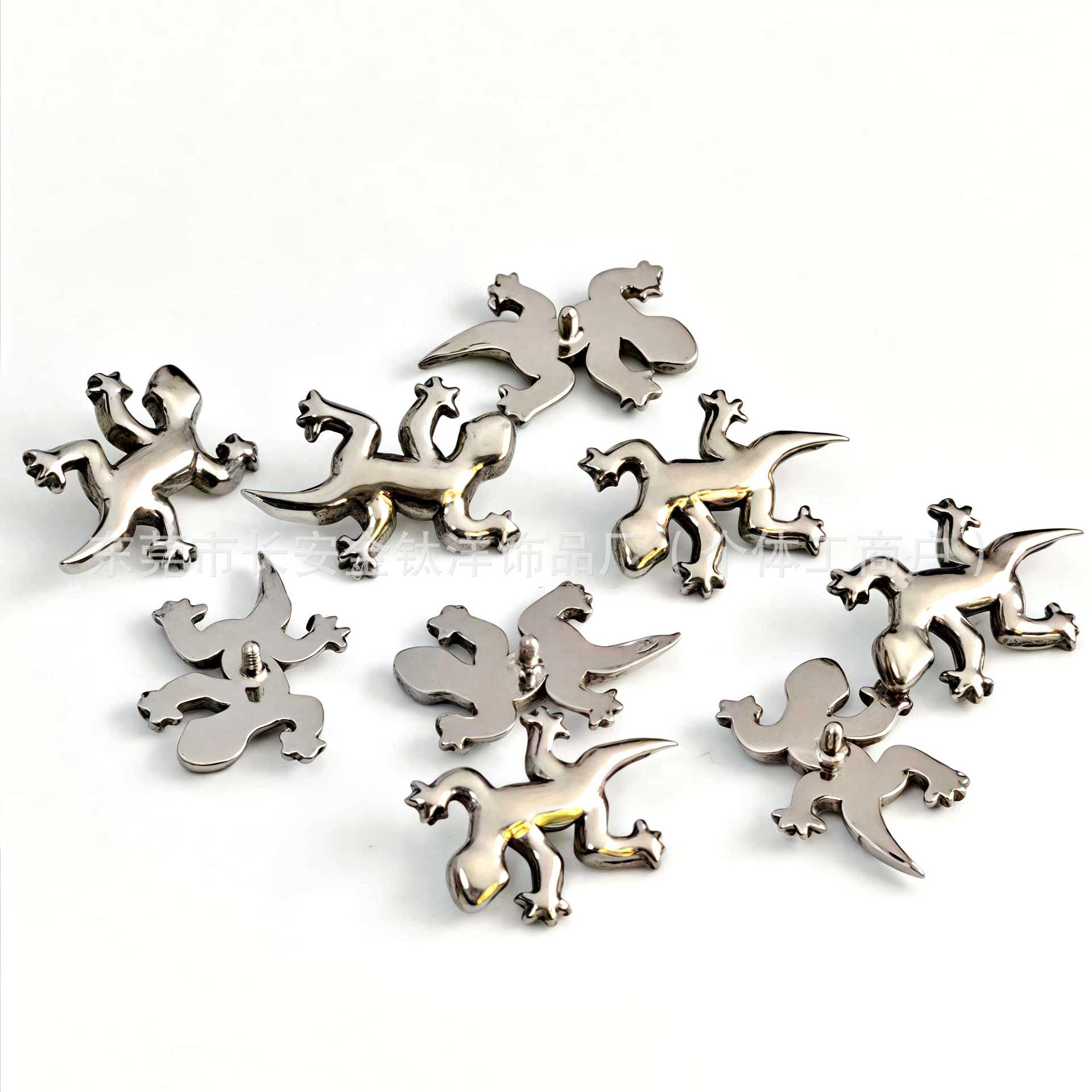 F136 Titanium Gecko Funny Animal Earrings Nose Nail Ear Bone Nail Lip Nail G23 Titanium Alloy Human Puncture Jewelry - Image 4