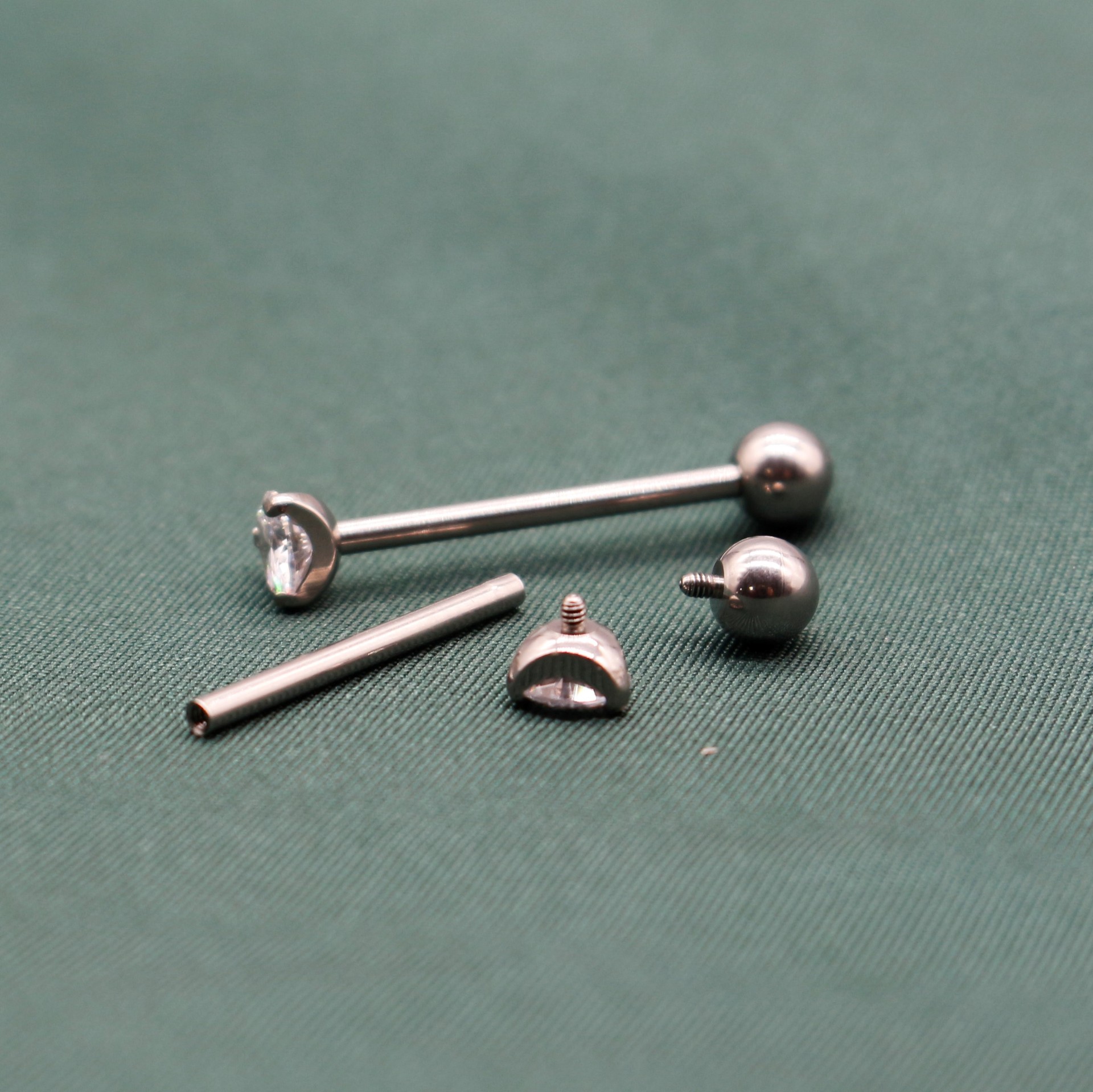 G23 Titanium Claw Zircon Tongue Nail Ear Bone Nail 14g Inner Thread Straight Rod Ear Stud Titanium Alloy Body Piercing Jewelry - Image 2