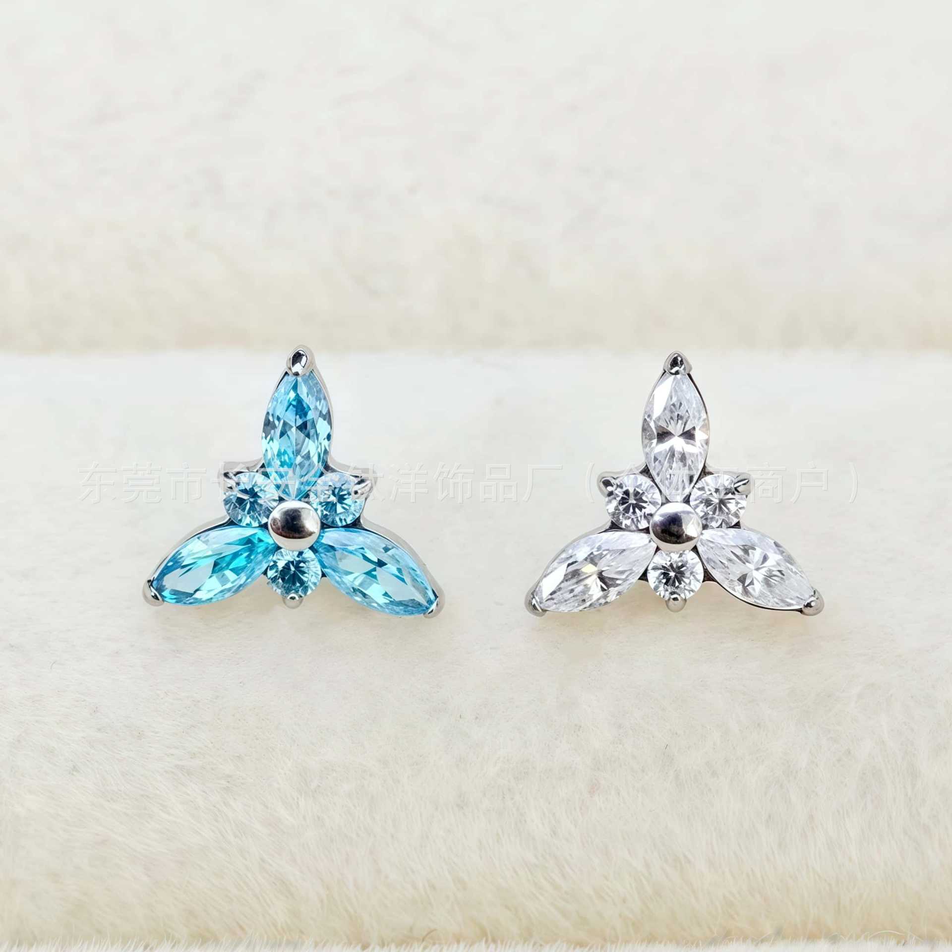 F136 Titanium Internal Thread Full Diamond Triangular Zircon Lip Stud Ear Stud Ear Bone Stud G23 Titanium Alloy Body Piercing Jewelry - Image 4