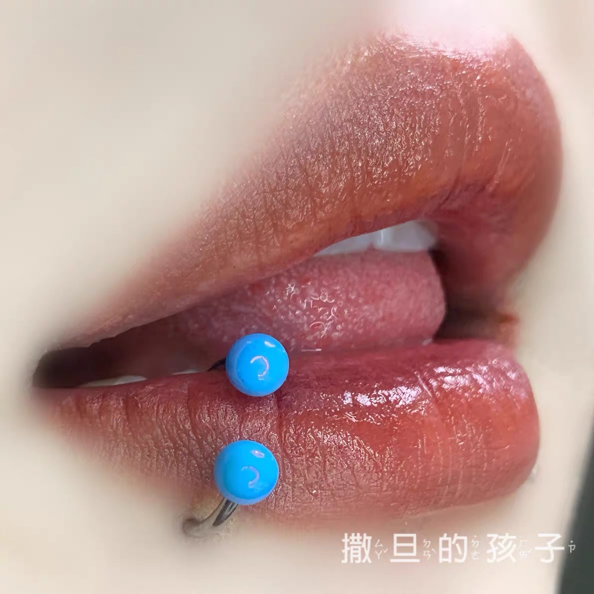 Pink Gradient Acrylic Horseshoe Ring Lip Ring Septum Ring 316L Surgical Steel C Ring Body Piercing Jewelry - Image 2