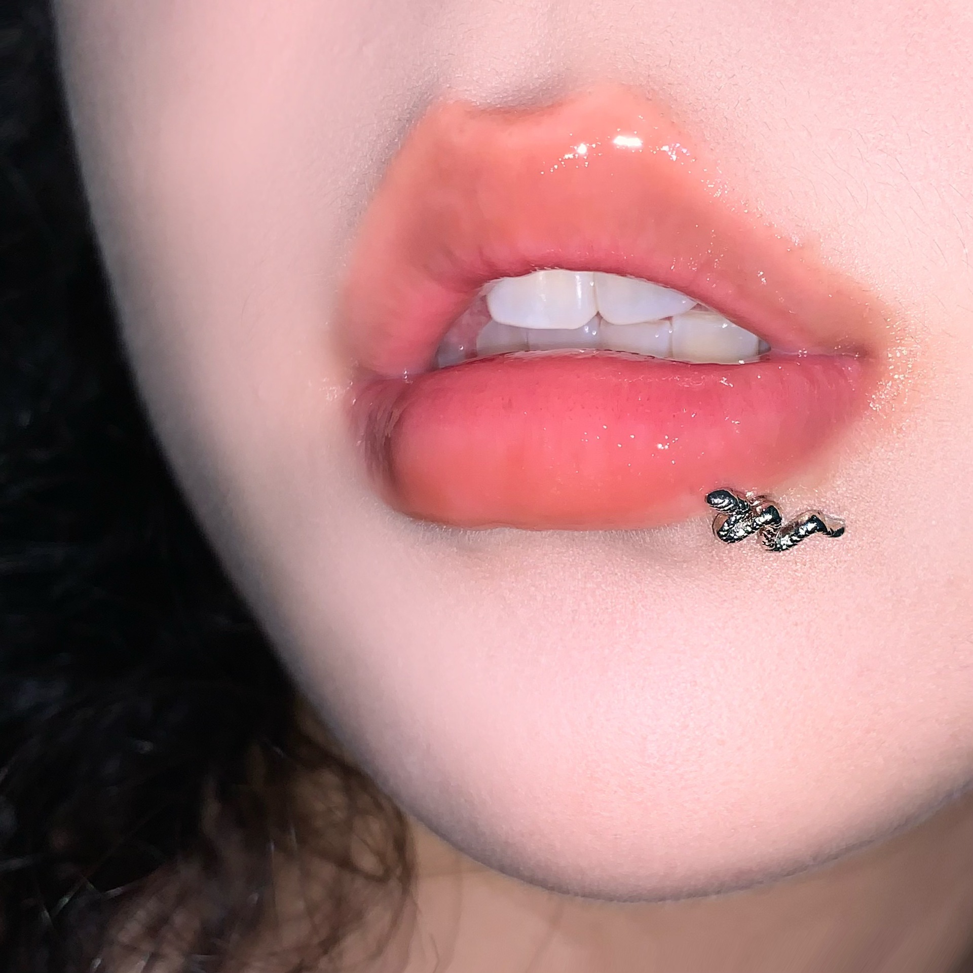 Small Snake Lip Piercing Jewelry 316L Surgical Steel Internally Threaded Straight Barbell Lip Ring Sexy Body Jewelry - Image 4