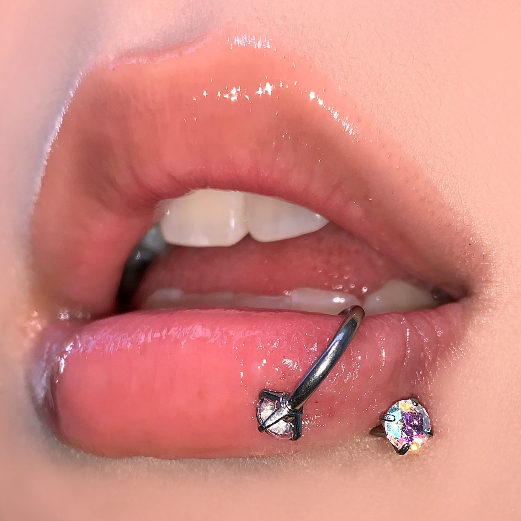Flash Zircon S-Shaped Lip Ring 12mm Internally Threaded 316L Surgical Steel Lip Hoop Piercing Jewelry for Women Men - Image 2