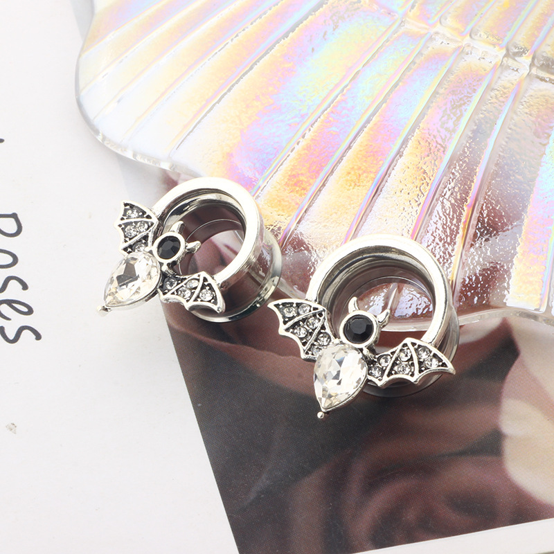New Stainless Steel Ear Expander Fashion Trendy Men Women Auricle Bat Piercing Earrings - Image 2