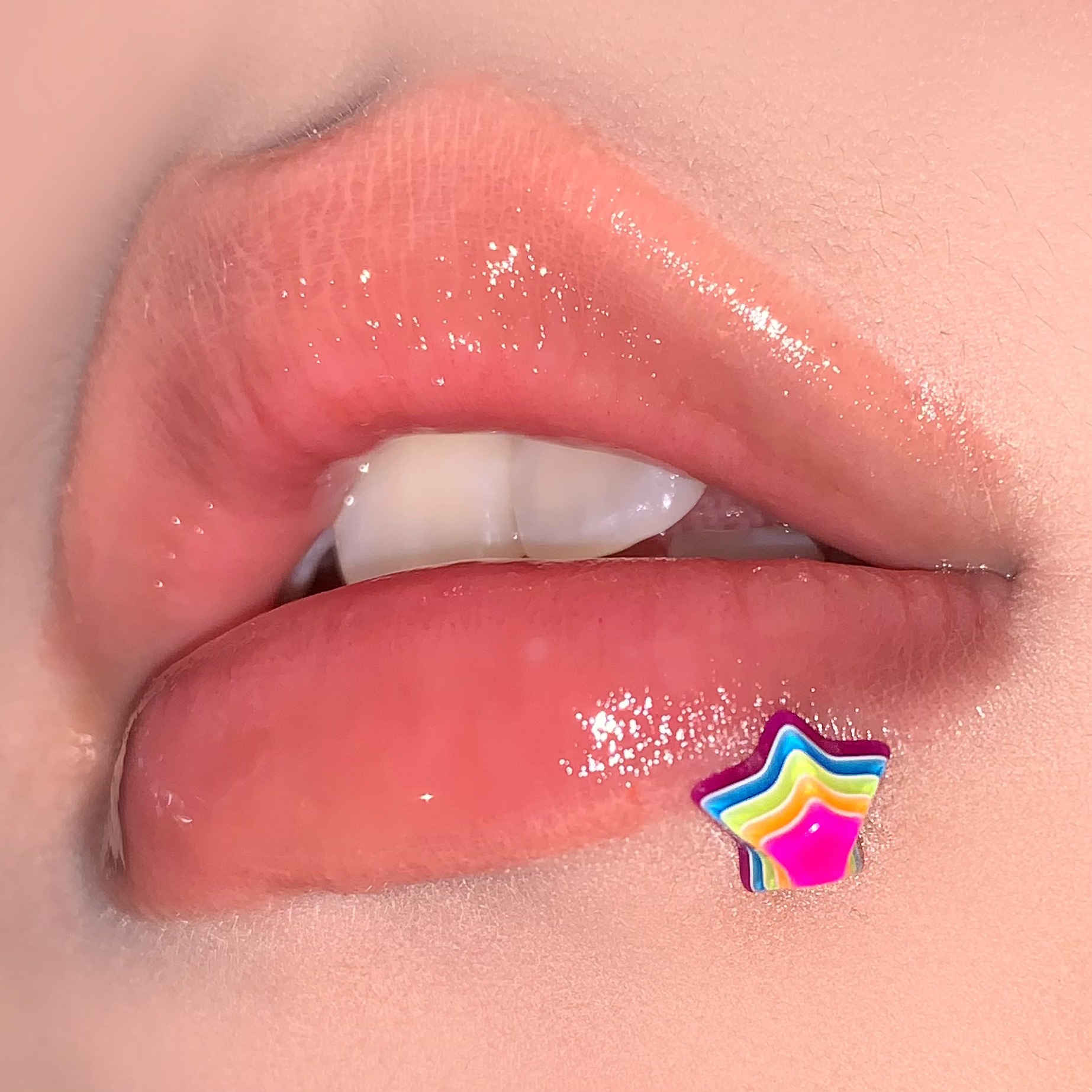 Colorful Star Heart Lip Nail Dopamine Sexy Style Titanium Steel Ear Bone Nail Piercing Jewelry Wholesale - Image 2