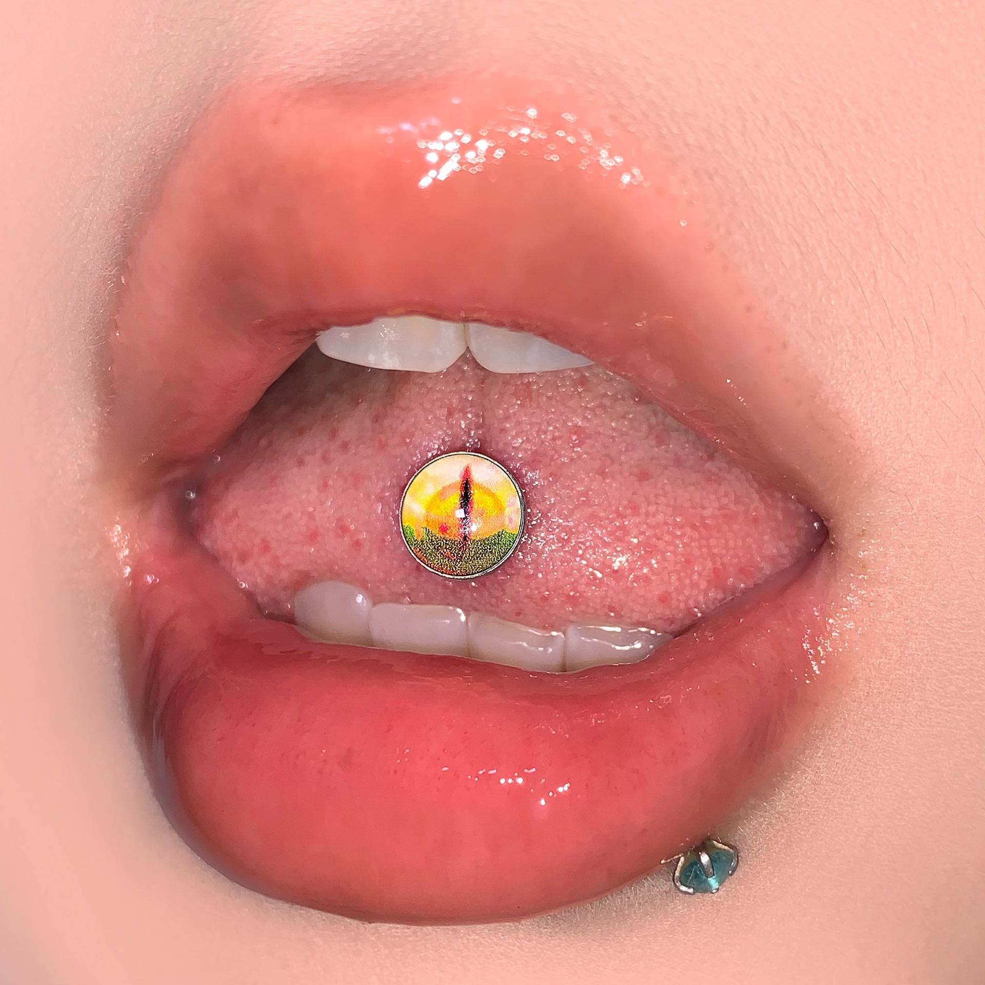 Cross-Border 4-Color Cat Eye Tongue Barbell, Titanium Steel Oil Drip, European and American Style Piercing Jewelry Wholesale - Image 3