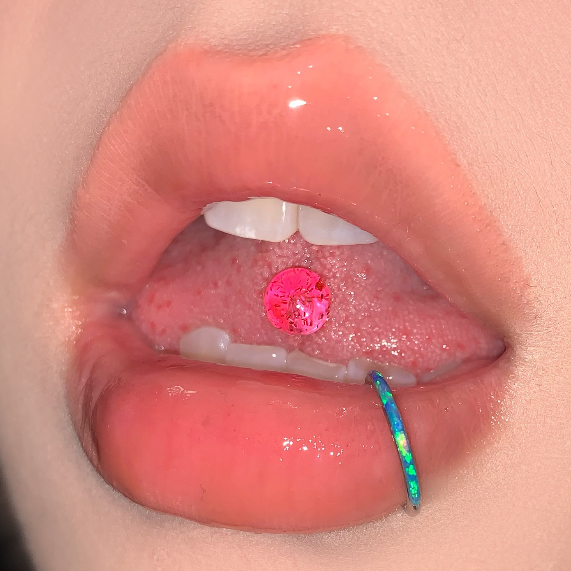 Fine Flash Acrylic Tongue Nail Steel Titanium External Thread Sweet Pink Tongue Piercing Jewelry Wholesale - Image 2