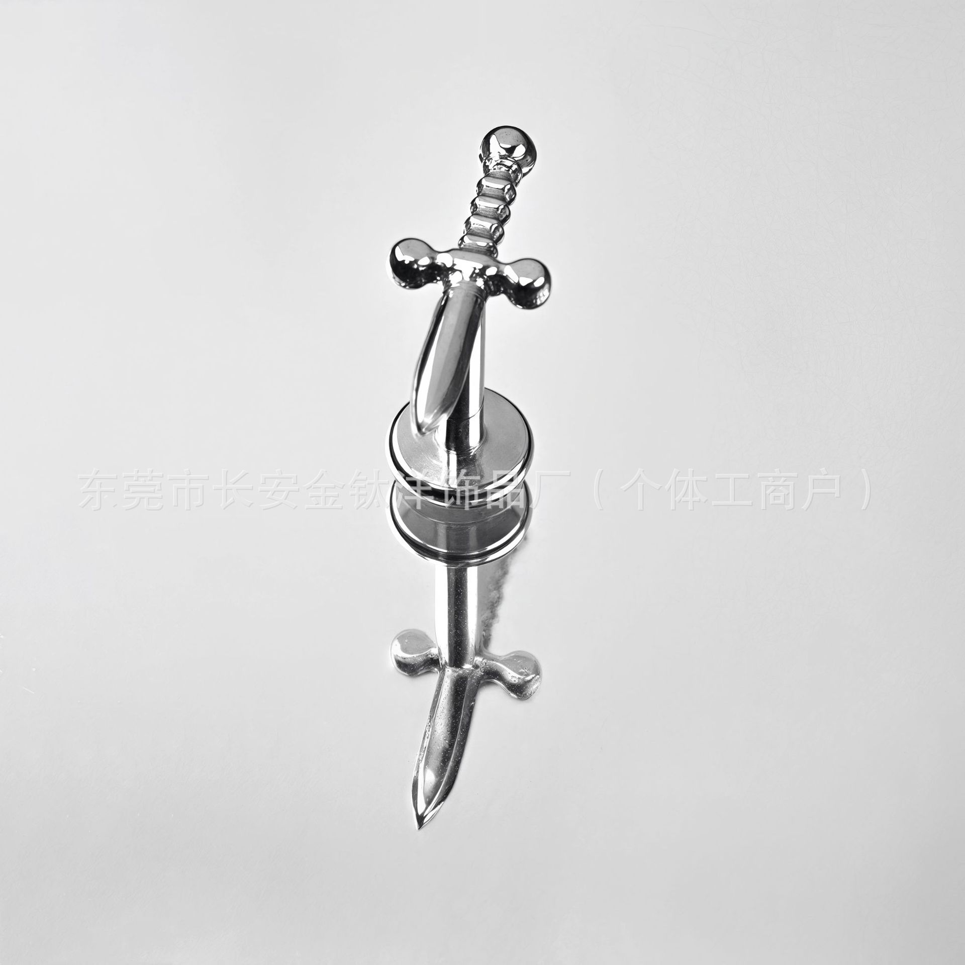F136 Titanium Cross Sword Internally Threaded Ear Nail Lip Nail Body Piercing Jewelry Wholesale - Image 4