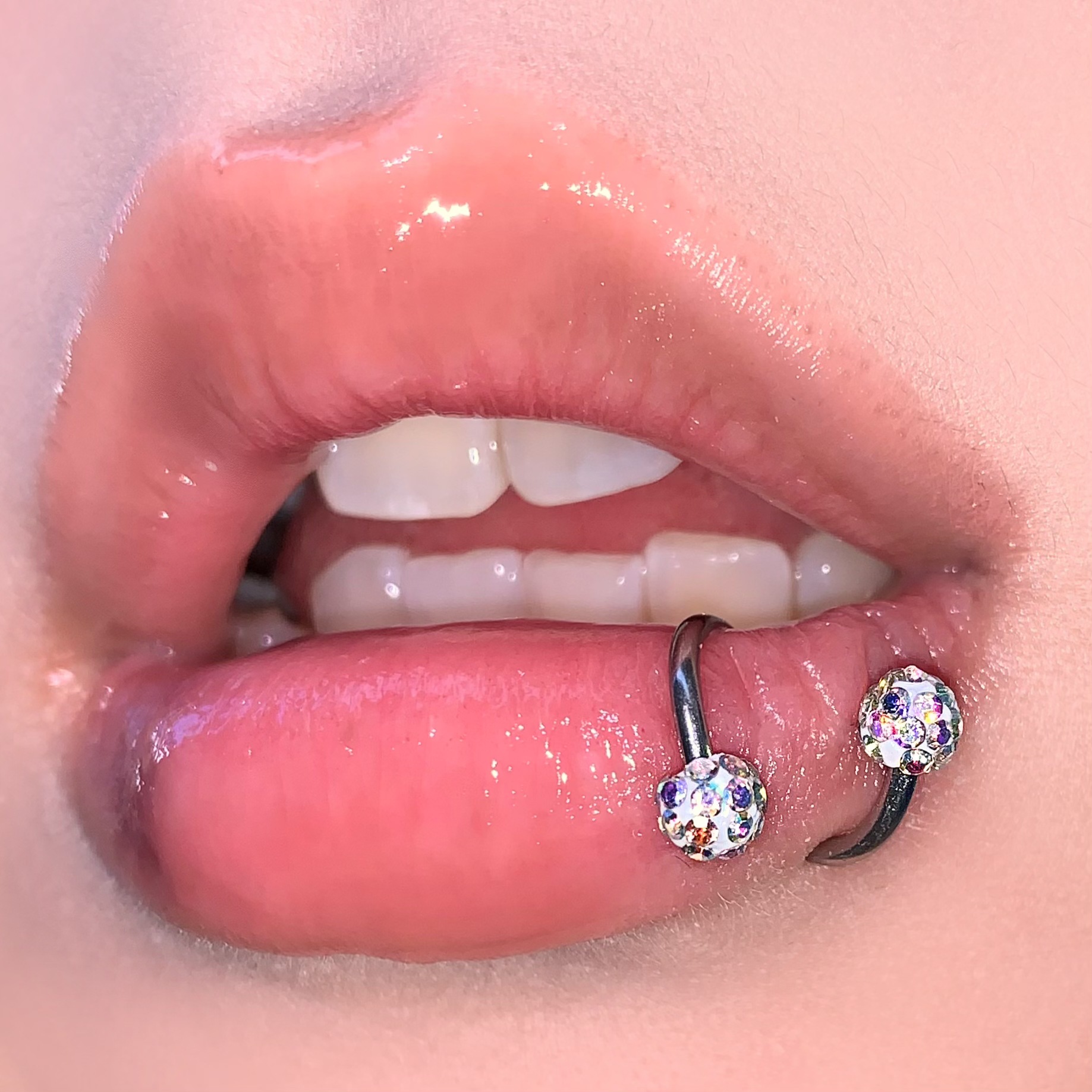 Flash Mud Ball S-Ring Lip Ring S-Shaped Ear Bone Ring Super Flash S-Hoop Lip Nail Small Sweet Cool Hot Girl Piercing Jewelry Wholesale - Image 3