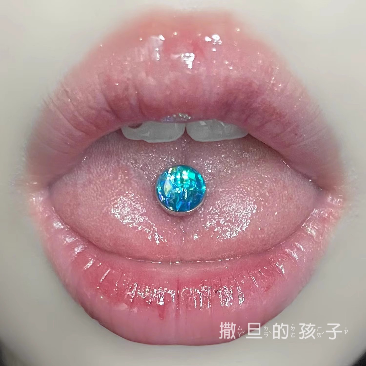 Wave Light Glow Mermaid Tongue Ring External Thread Titanium Steel Tongue Barbell Piercing Jewelry Sweet Cool Wholesale New - Image 3