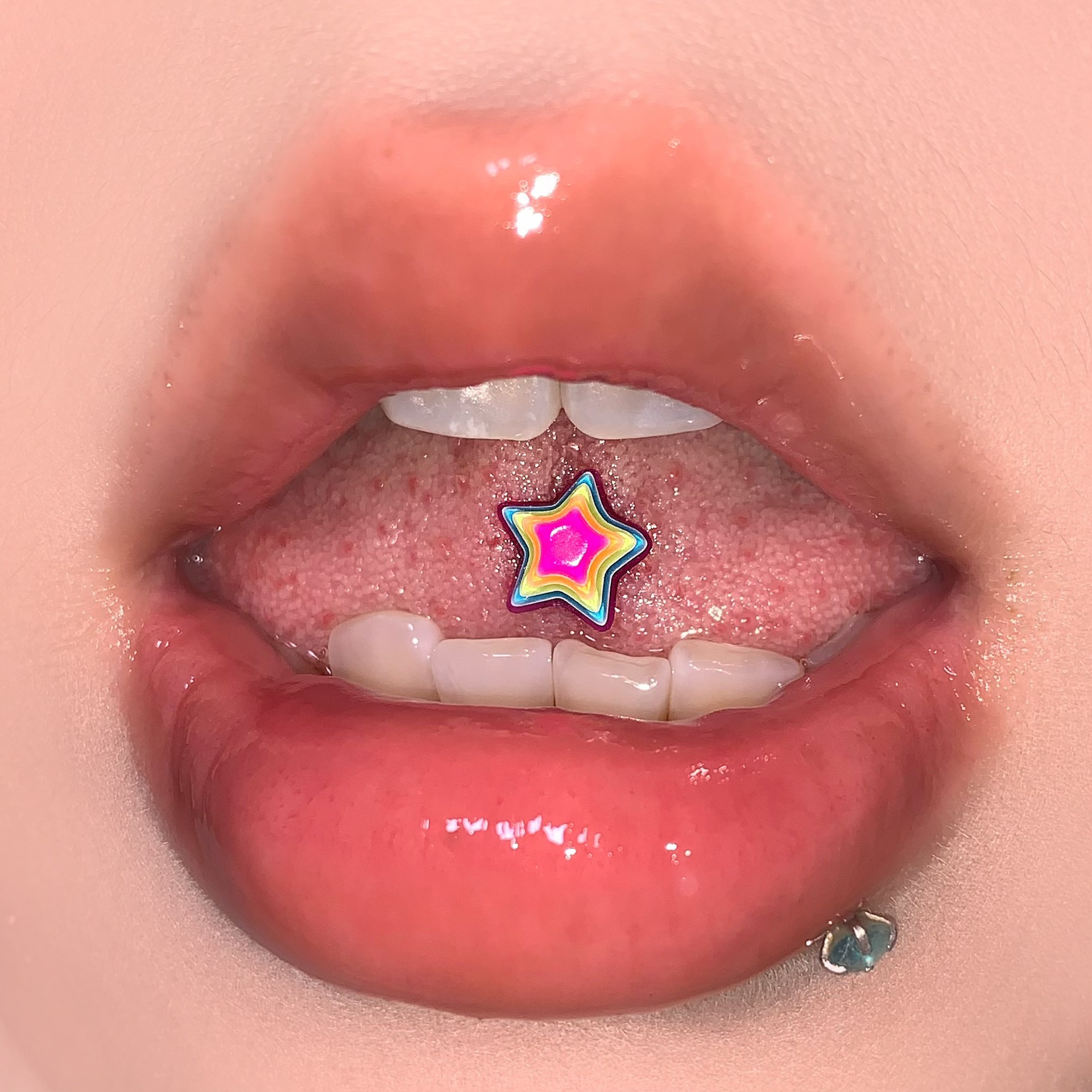 Colorful Acrylic Five-Pointed Star Tongue Nail Dopamine Candy Color Titanium Steel External Thread Tongue Barbell Wholesale - Image 4