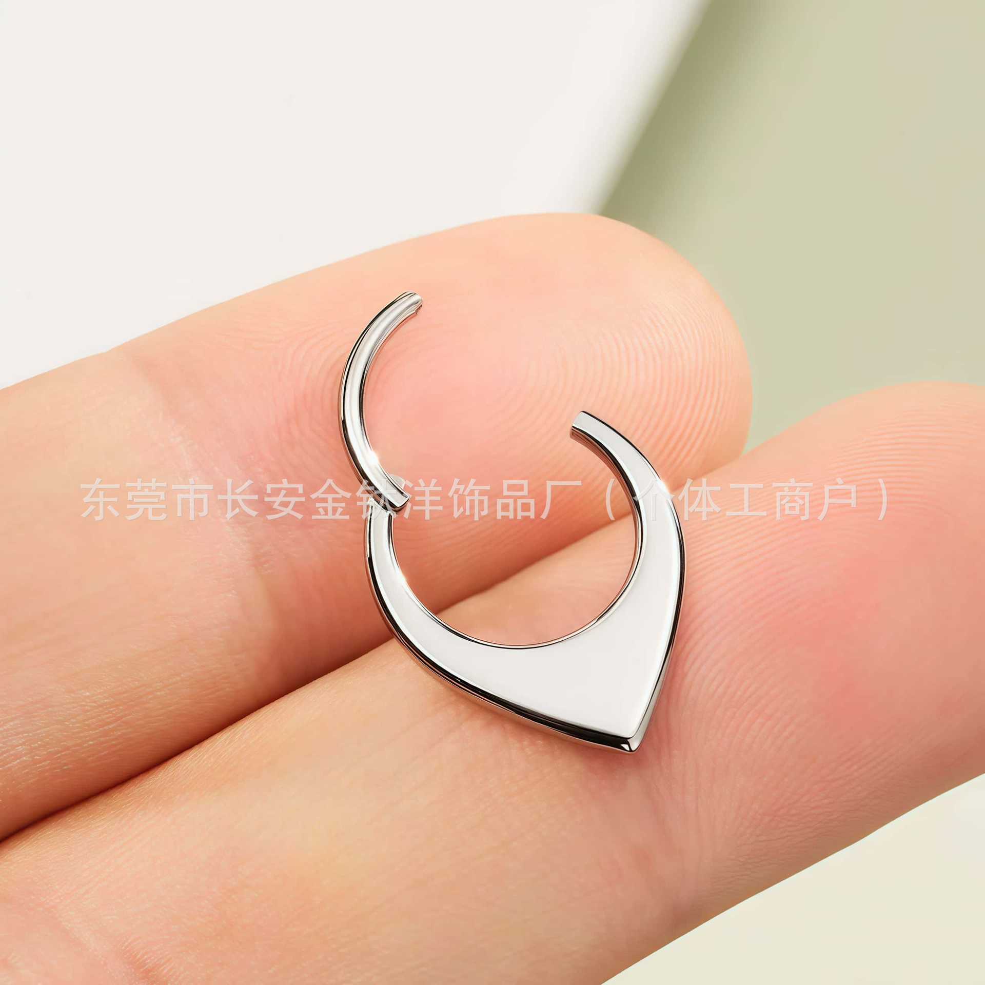 F136 Titanium Heart-Shaped Smooth Ear Cuffs, Nose Rings, Seamless Closed Rings, G23 Titanium Alloy Piercing Jewelry - Image 4