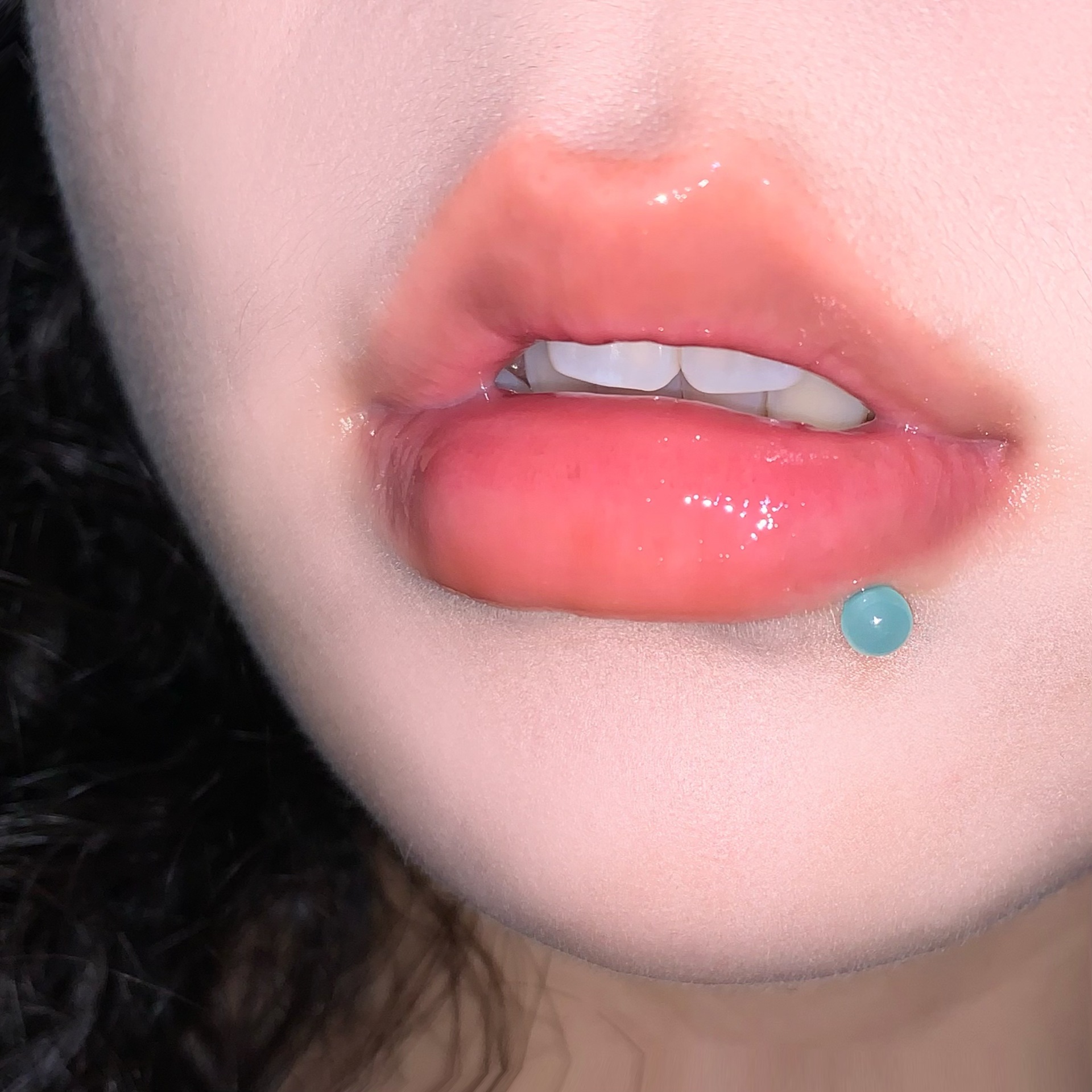 Mint Green Steel Titanium Lip Nail Summer Limited Acrylic Ball Straight Nail Ear Bone Nail Hot Girl Piercing Jewelry Wholesale - Image 3