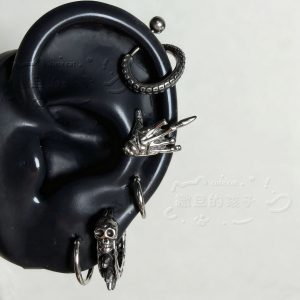 Satan's Child Spiked Earrings - Tragus Devil Studs Punk Unisex 316L Surgical Steel Non-Fading