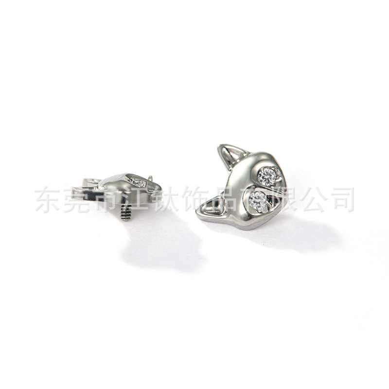 Fox Head Inlaid Zircon Ear Cartilage Stud G23 Titanium Alloy Piercing Jewelry - Image 4