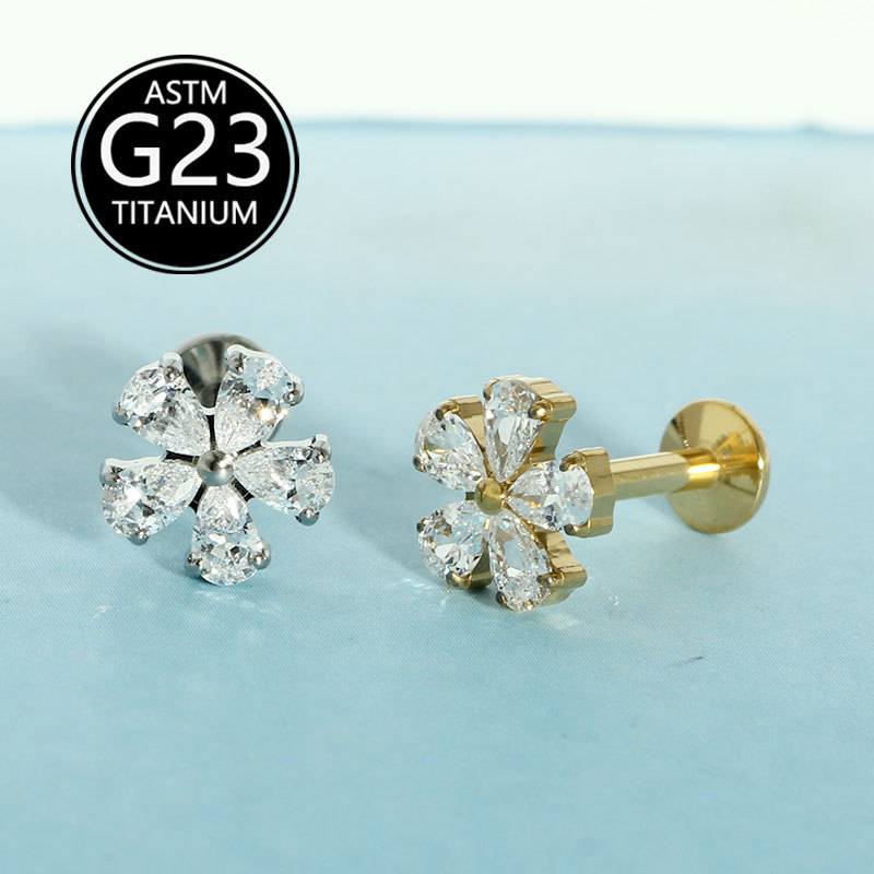 Full Diamond Small Flower G23 Titanium Alloy Zircon Lip Piercing Labret Stud Elegant Simple Ear Piercing Earrings Wholesale - Image 2