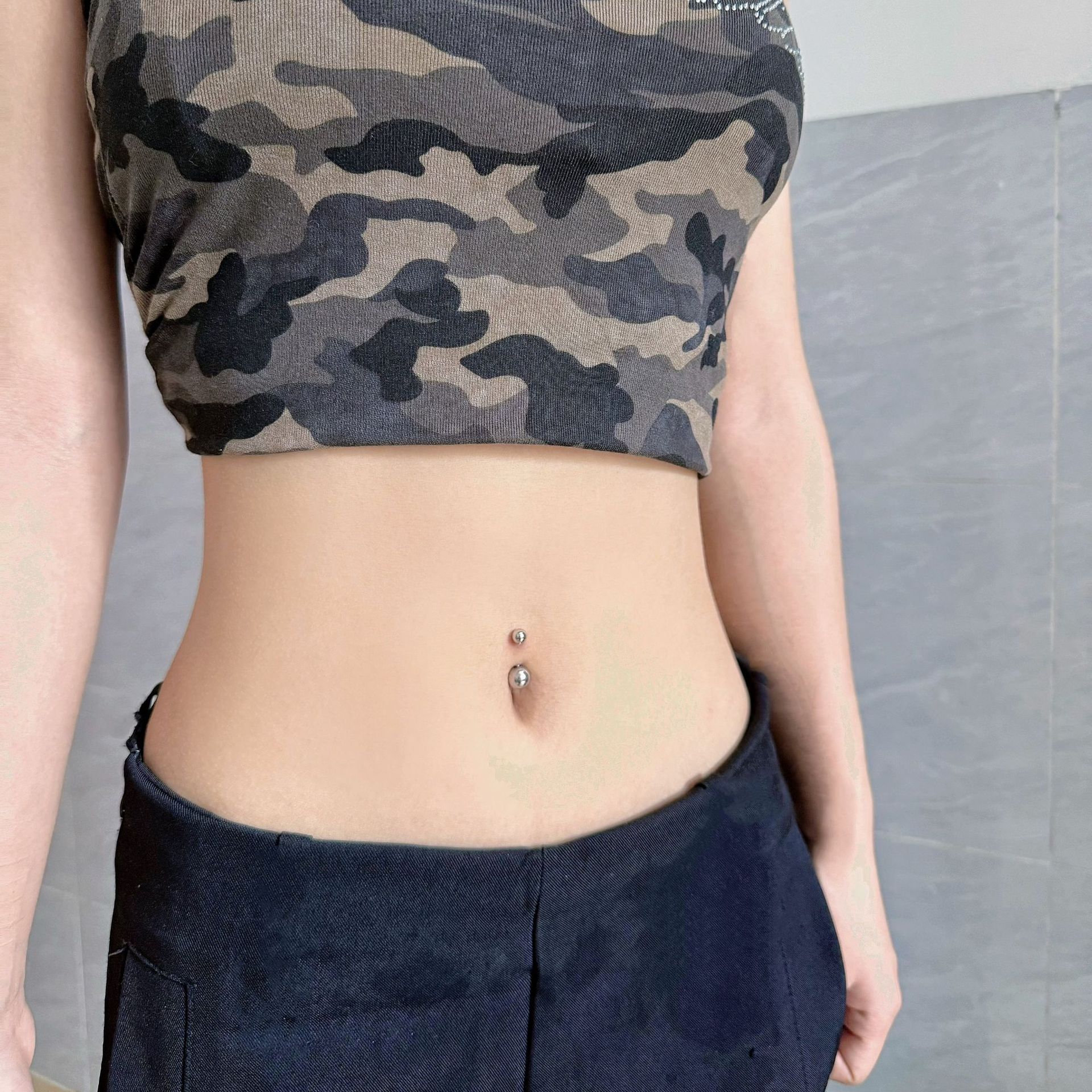 Titanium Steel Externally Threaded Round Ball Belly Button Ring - 1.2mm x 16mm Bar, 5x8mm Ball, Double-Ended - Image 3